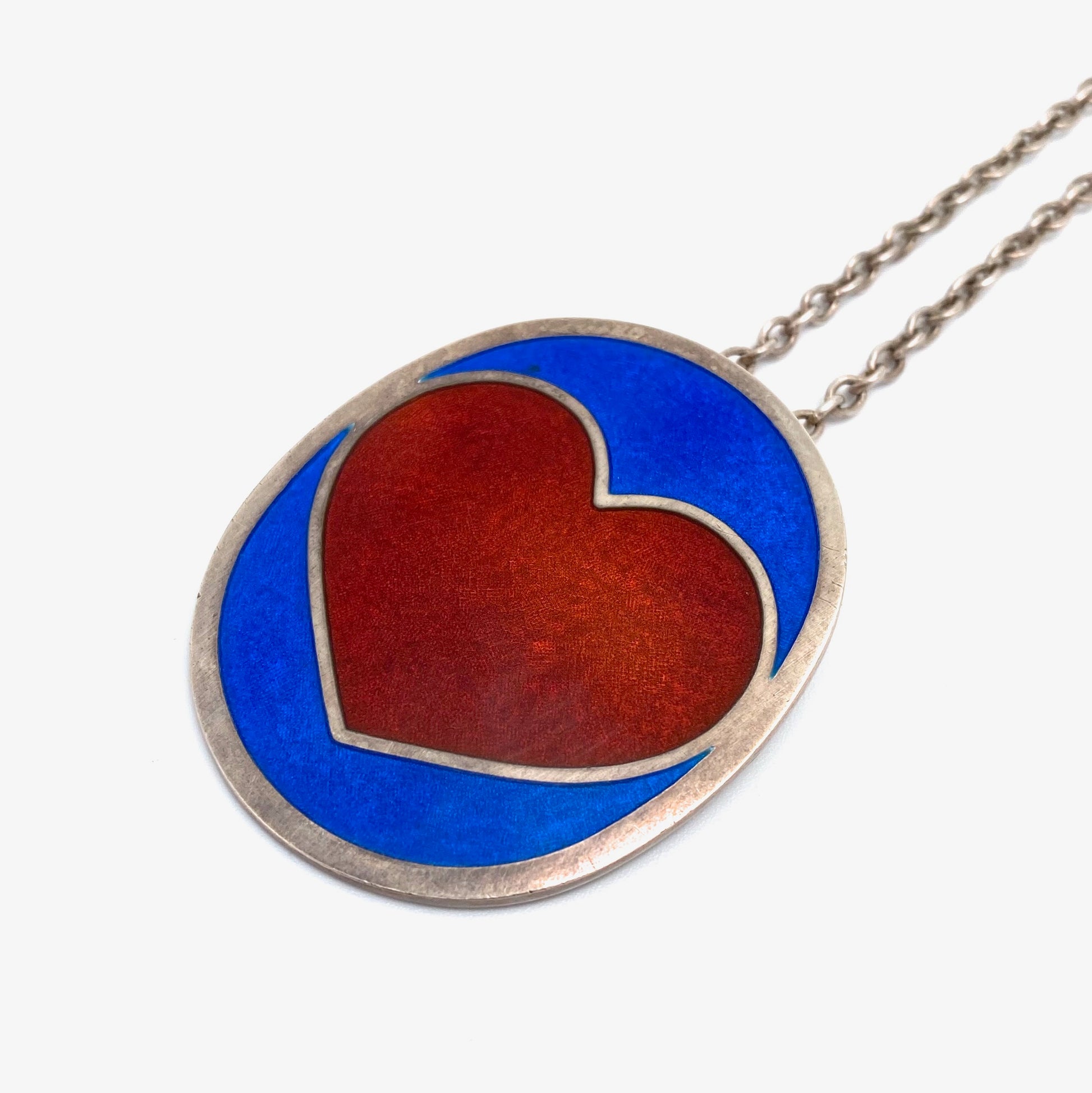 detail Anton Michelsen Denmark large vintage silver enamel heart pendant necklace Per Arnoldi Scandinavian Modernist jewelry design
