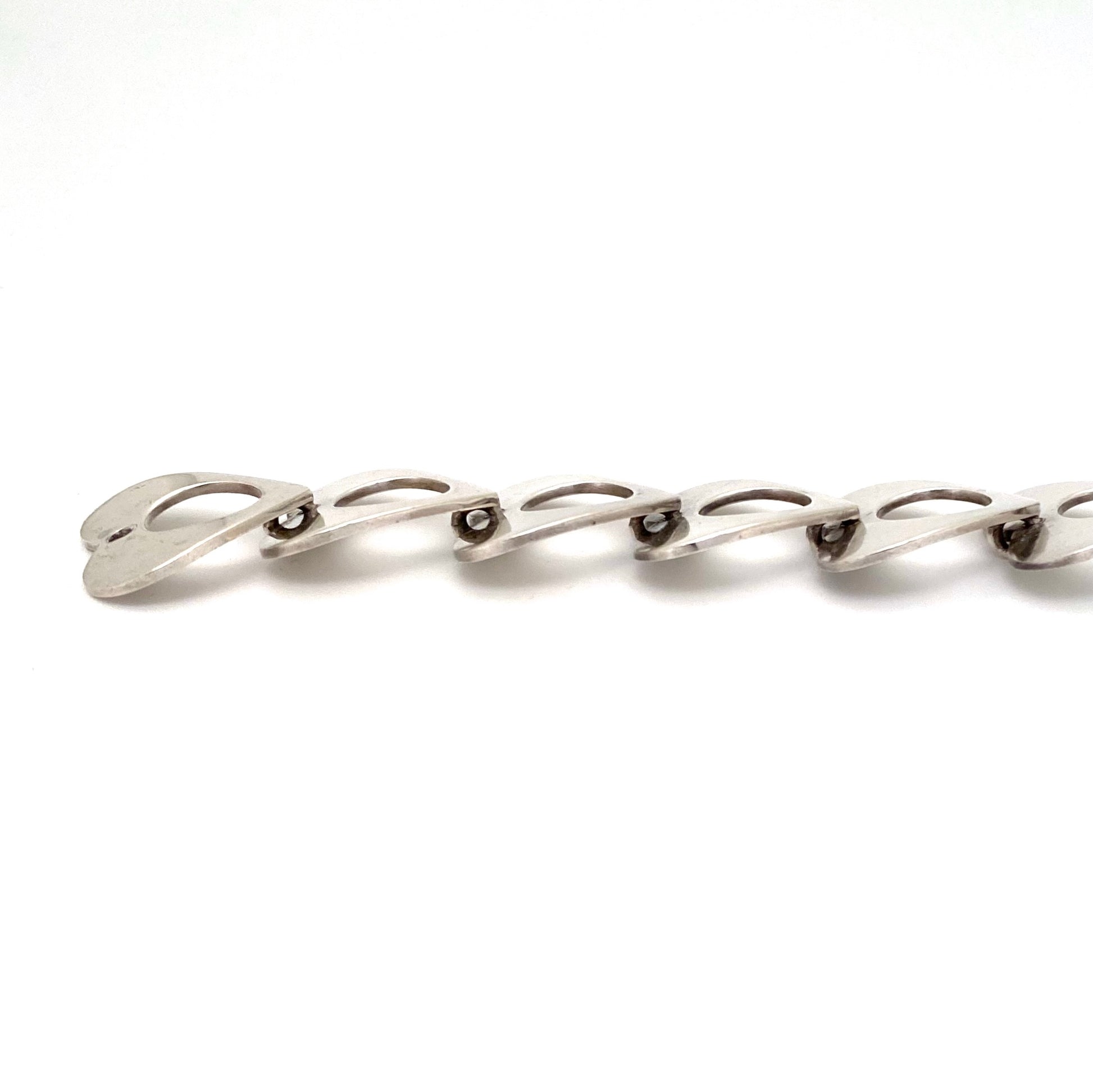 profile Bent Knudsen Denmark vintage silver heart link bracelet Scandinavian Modernist jewelry design