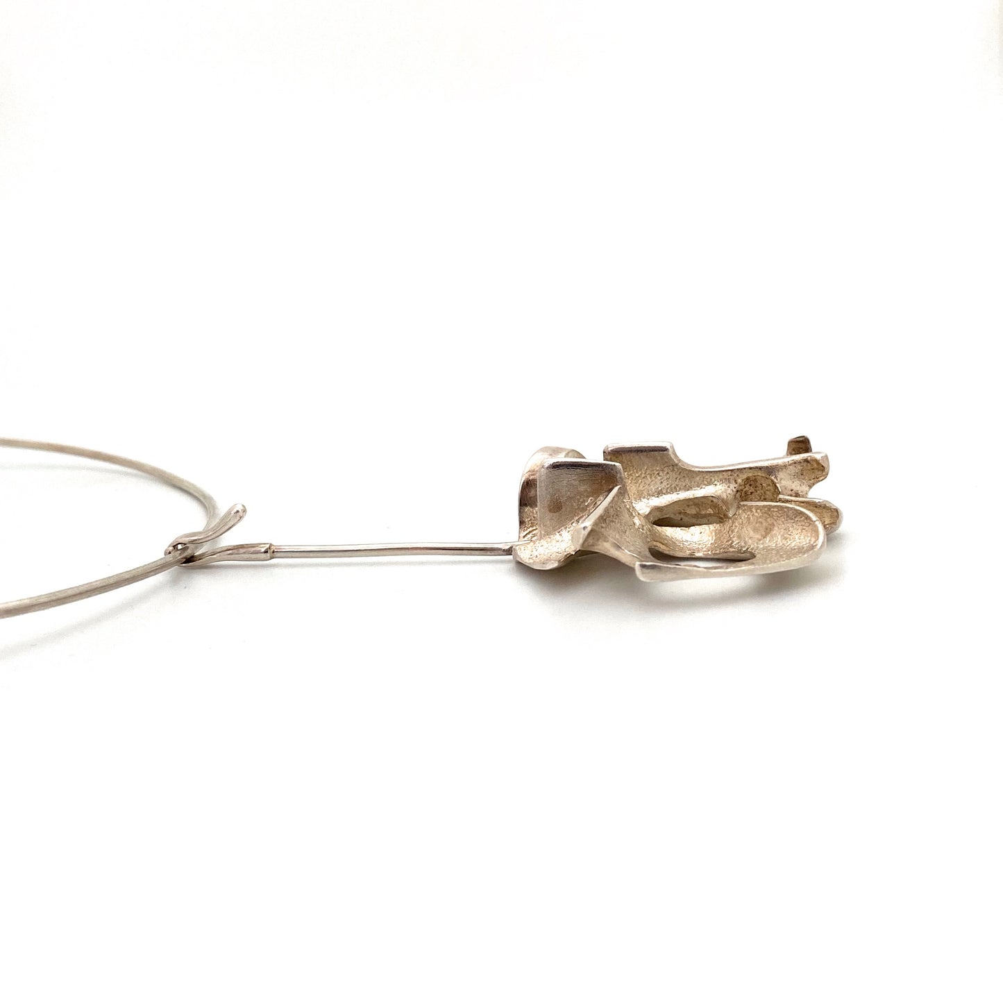 profile Campbell Scott Canada vintage silver extra large sculptural pendant on neck ring Modernist jewelry design