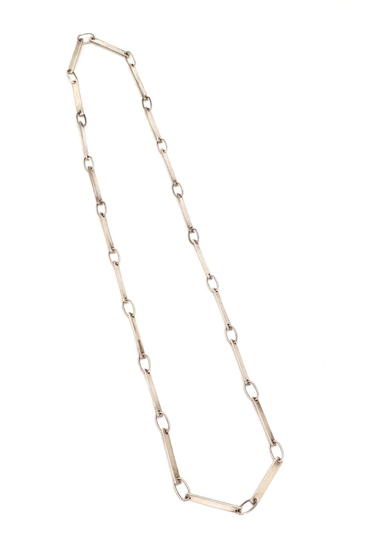 Darla Hesse Canada vintage silver long link chain necklace Canadian Modernist jewelry design