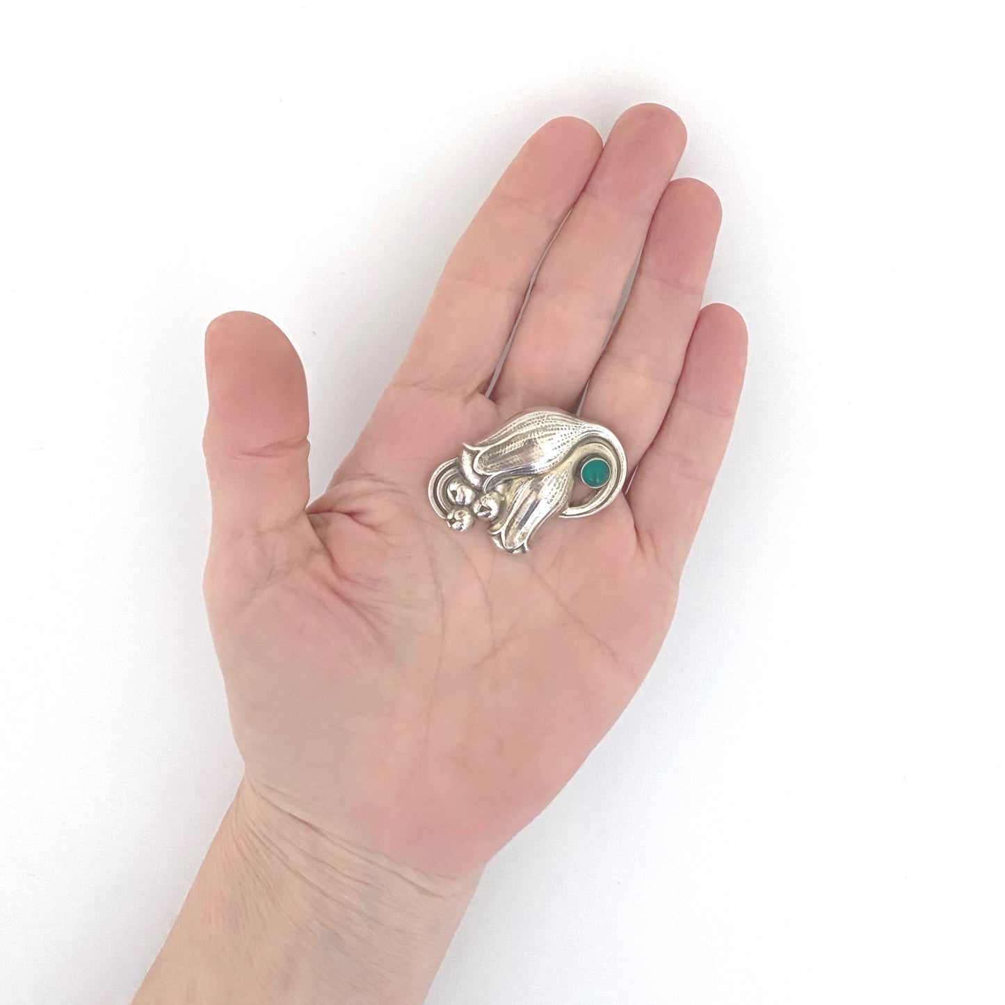 scale Georg Jensen Denmark vintage silver chrysoprase brooch 100B Danish jewelry design original pouch