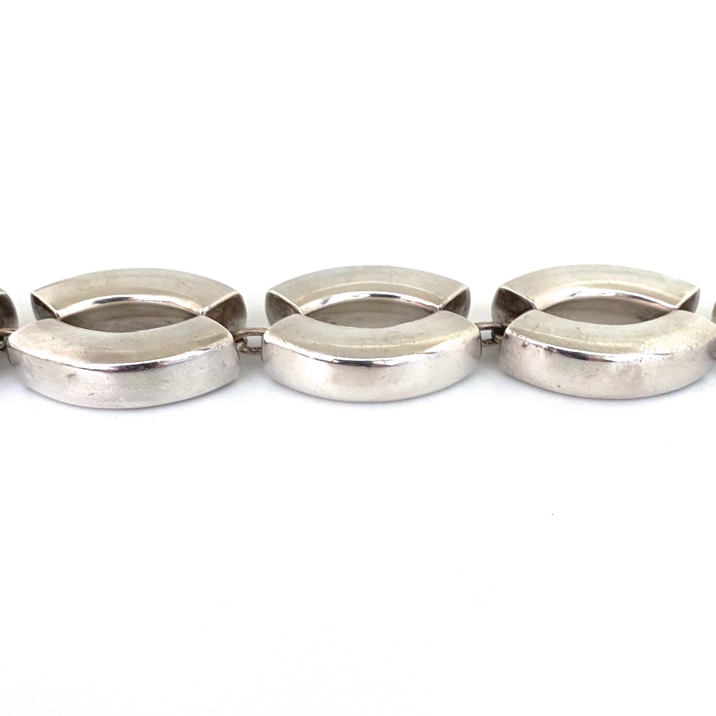 profile Georg Jensen Denmark vintage silver extra large link bracelet 218 Astrid Fog Scandinavian Modernist jewelry design