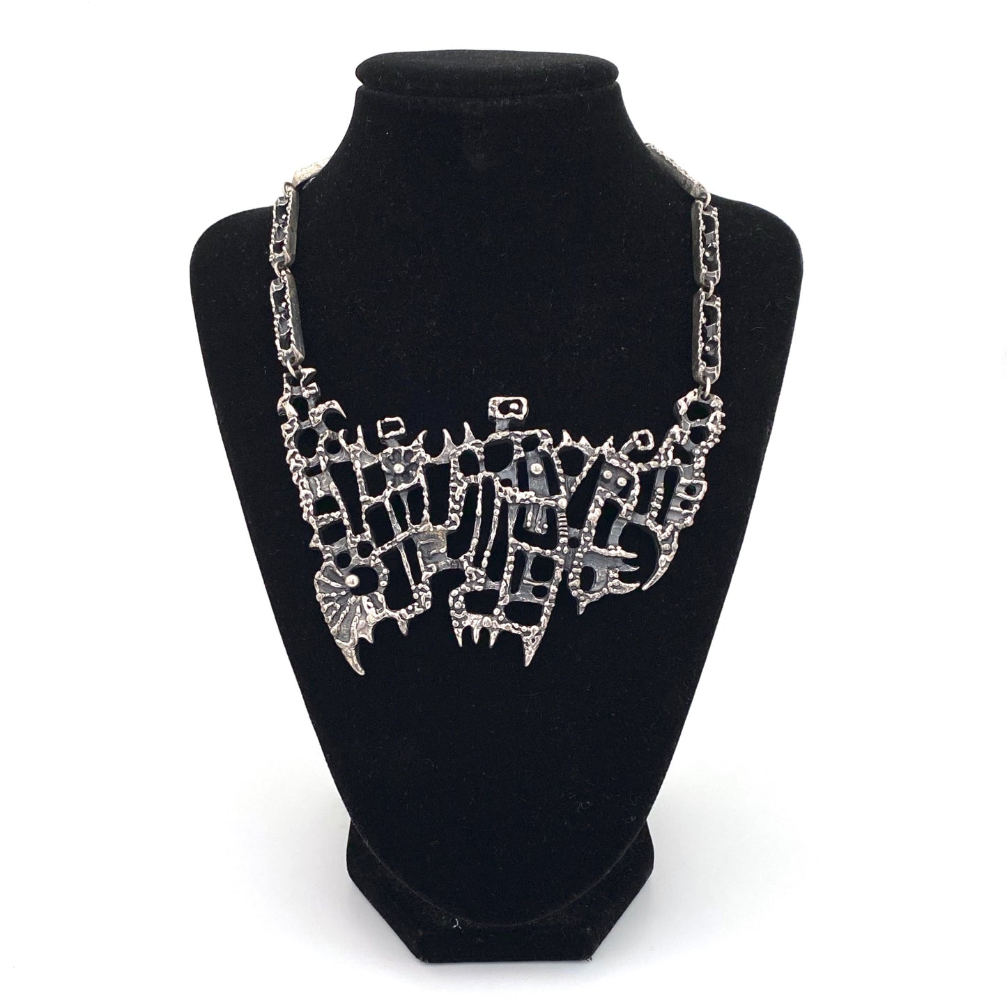 detail Guy Vidal Canada vintage brutalist pewter large bib necklace Canadian Modernist jewelry design