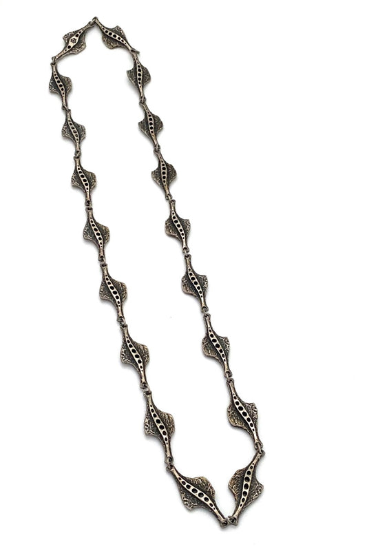 Guy Vidal Canada vintage brutalist pewter long link stingray chain necklace