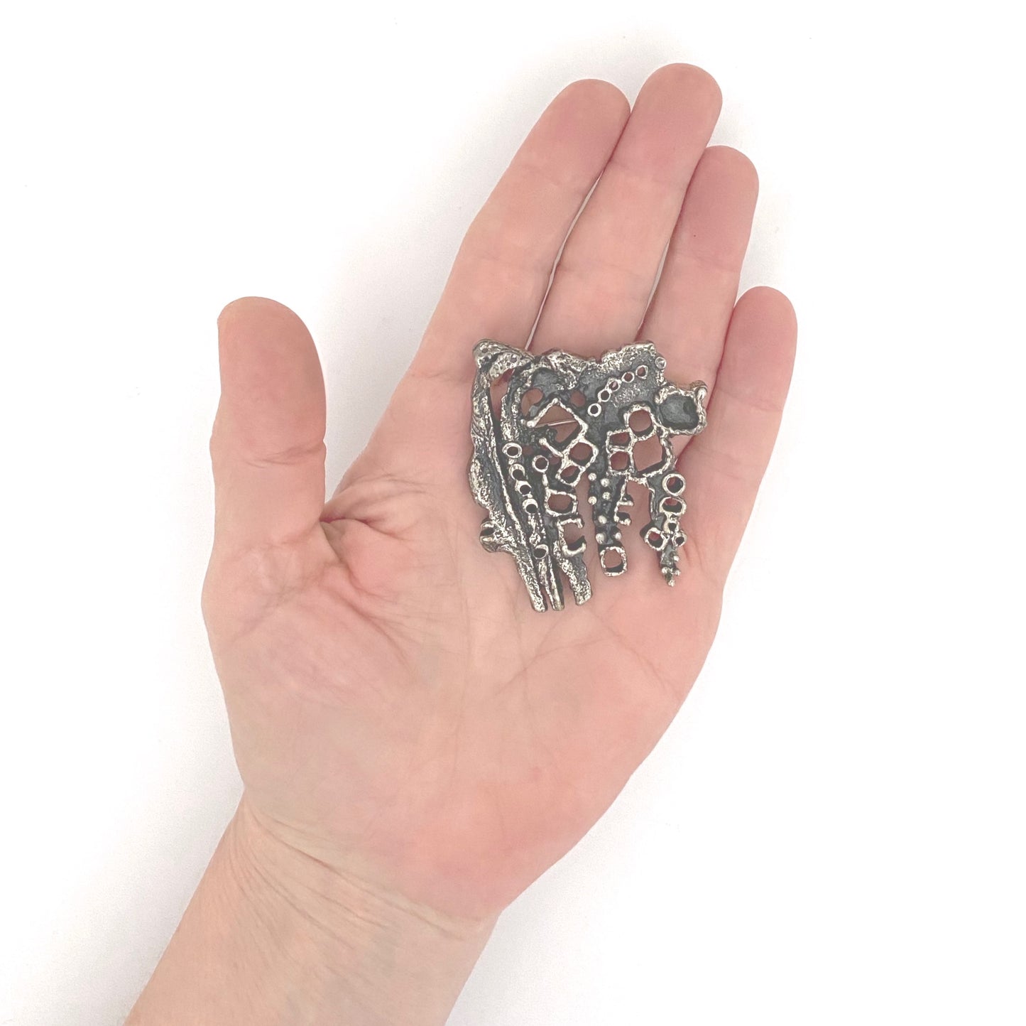 scale Guy Vidal Canada vintage brutalist pewter openwork brooch Canadian Modernist jewelry design