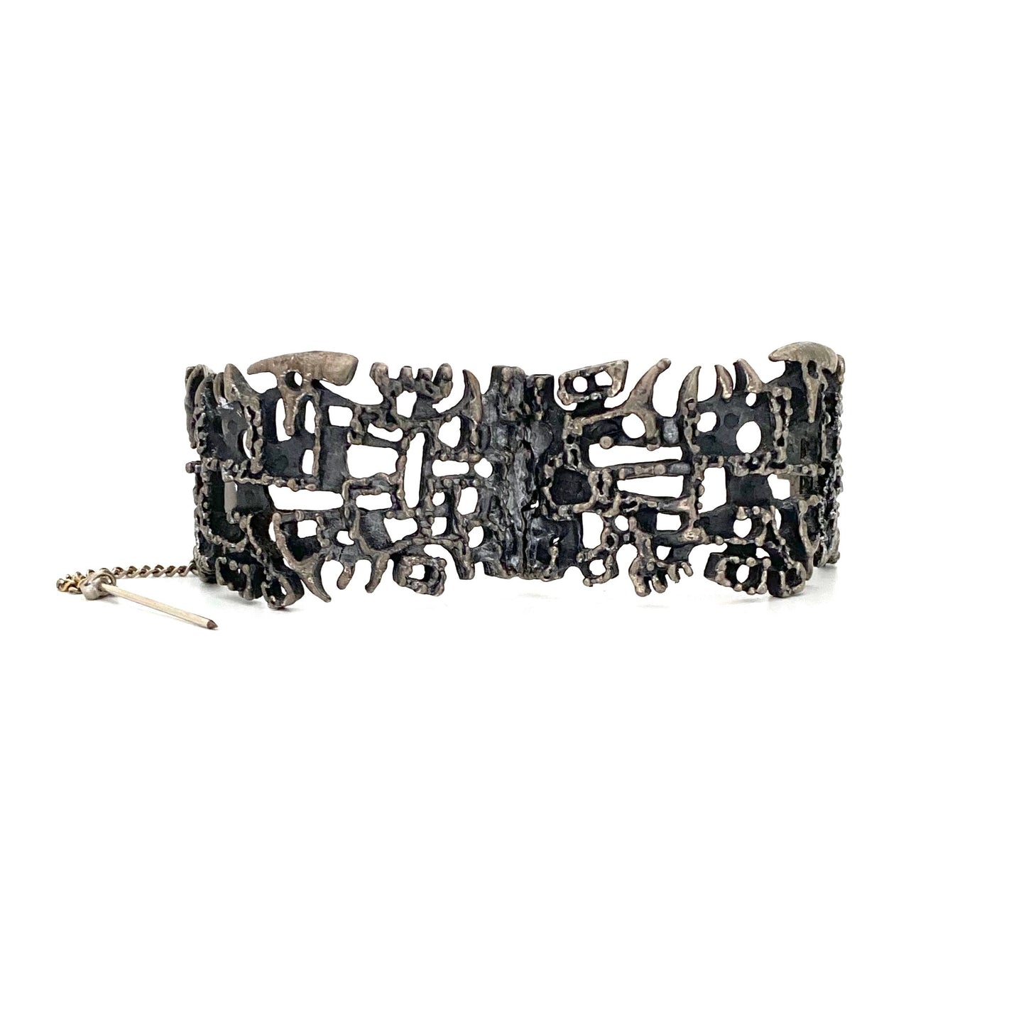 detail Guy Vidal Canada vintage brutalist pewter openwork hinged bracelet 2 Canadian Modernist jewelry design