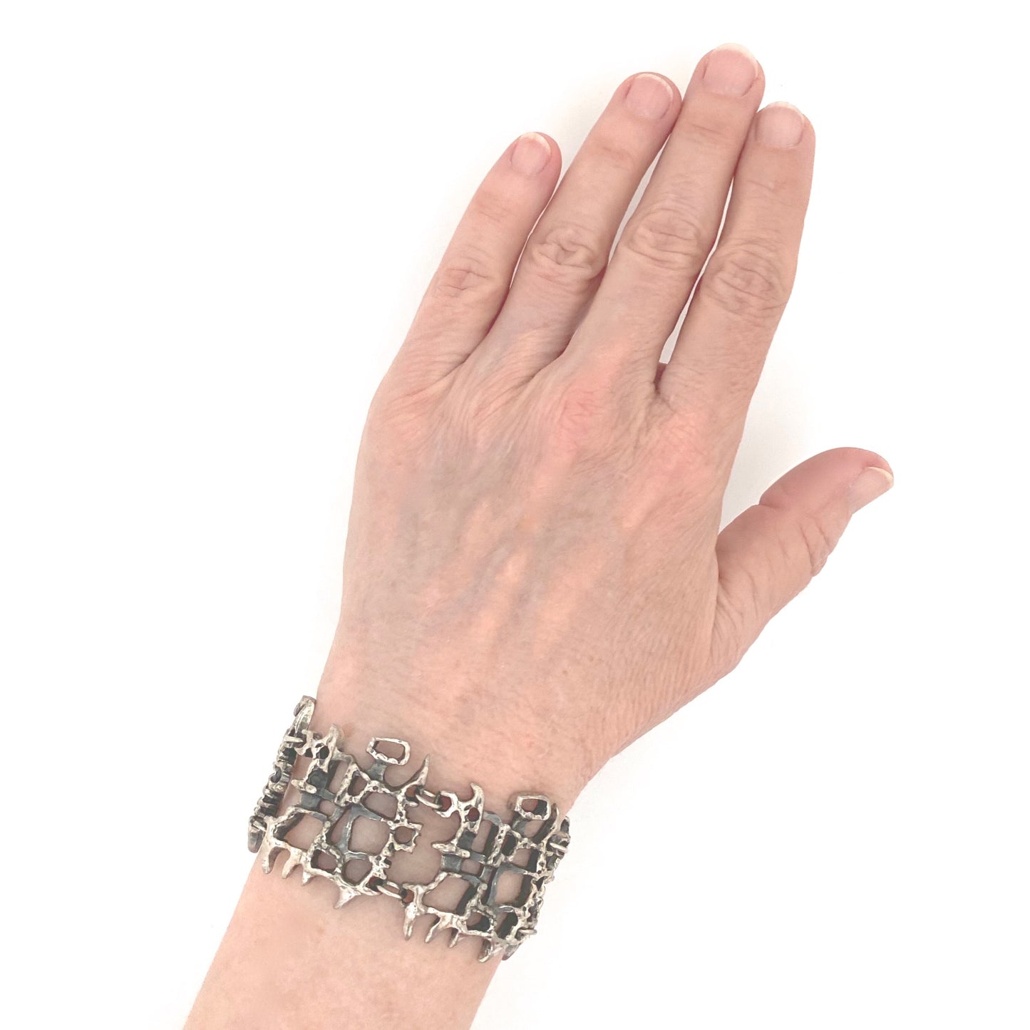 scale Guy Vidal Canada vintage brutalist pewter openwork panel link bracelet Canadian Modernist jewelry design