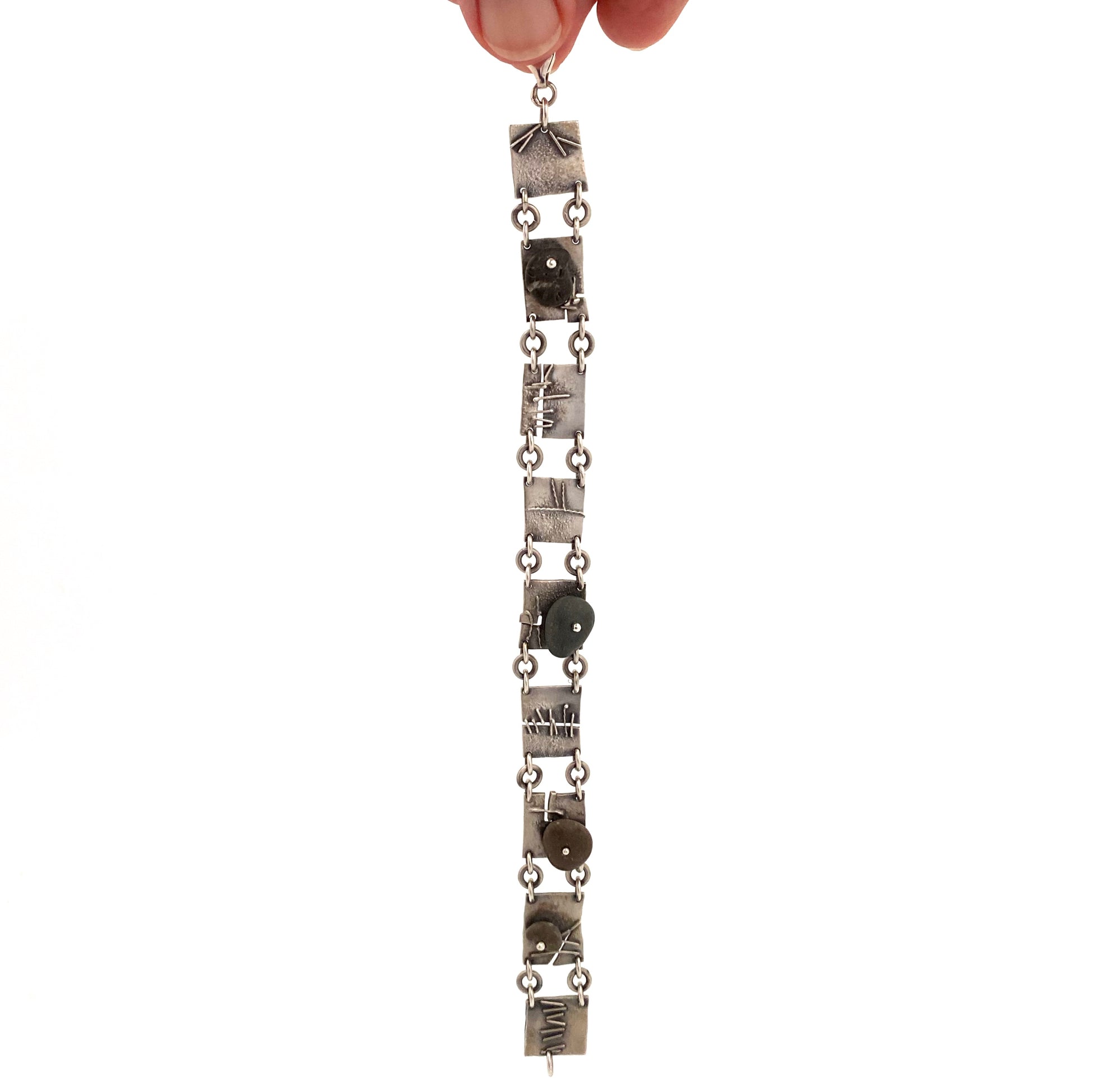 detail Elizabete Ludviks Canada vintage silver and pebbles panel link bracelet hand wrought