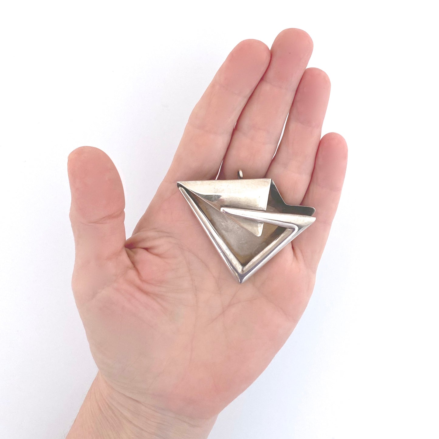 scale Sigi Pineda Taxco Mexico large dimensional vintage silver pendant brooch Modernist jewelry design