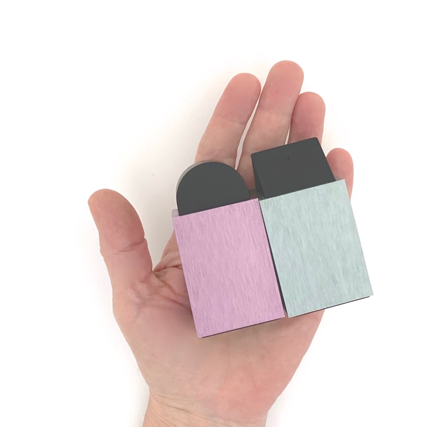 scale Elika USA David Tisdale 1988 anodized aluminum salt and pepper postmodern design
