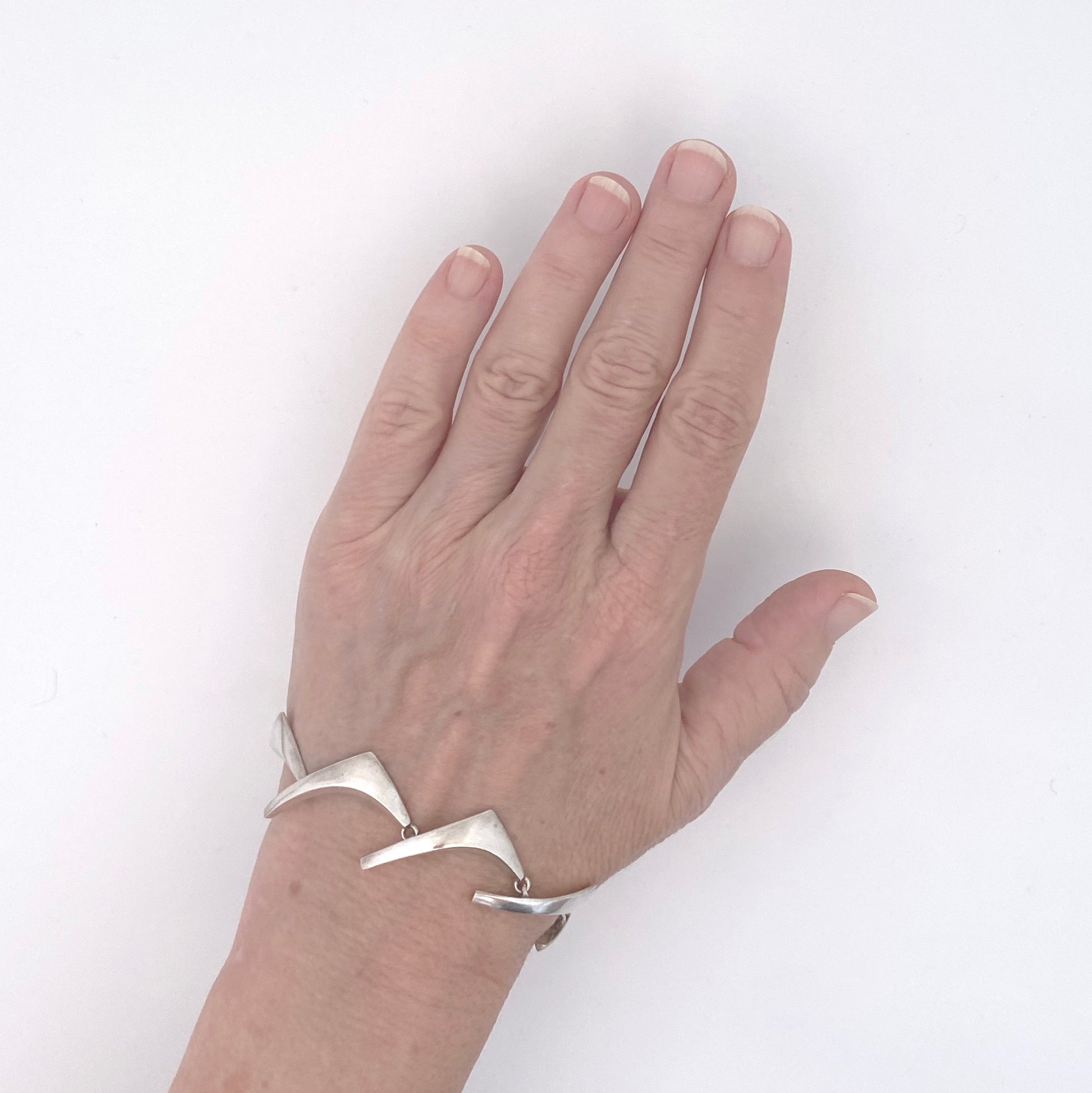 scale Anton Michelsen Denmark vintage silver link bracelet Scandinavian Modernist jewelry design