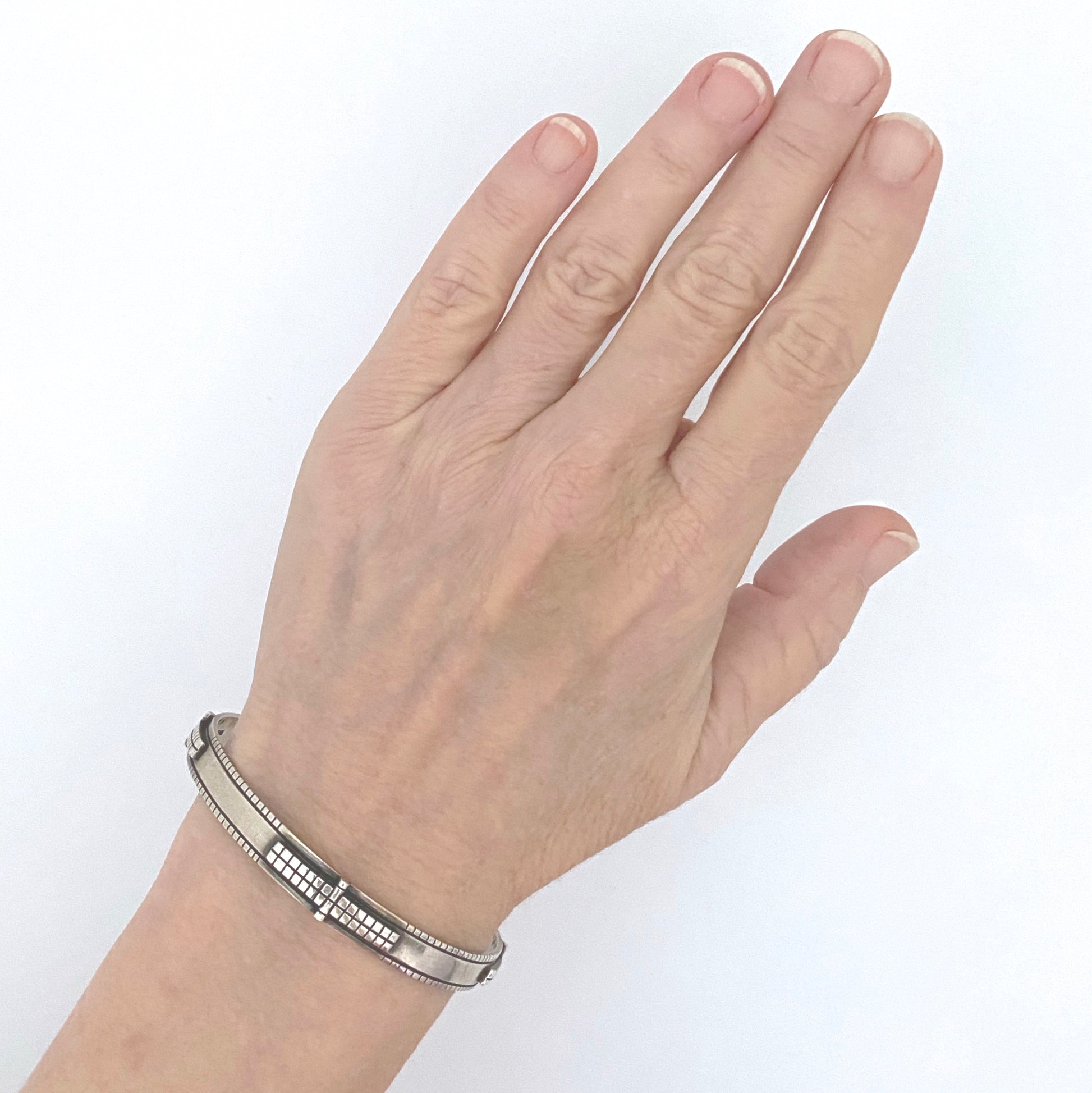 scale Sigurd Black Denmark vintage heavy silver bangle bracelet 2 Scandinavian Modernist jewelry design