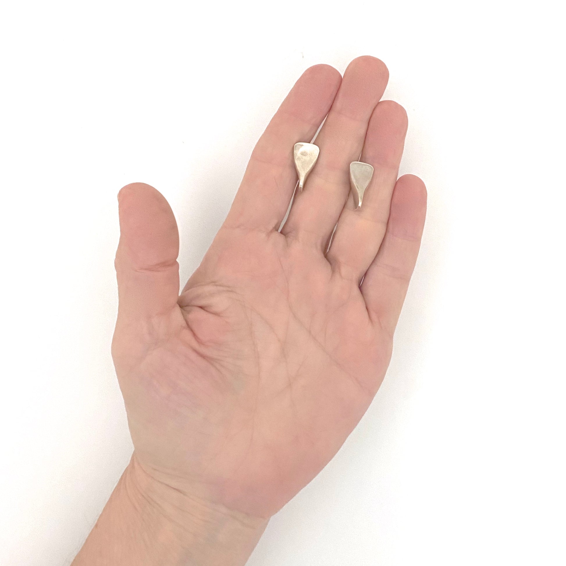 scale Georg Jensen Denmark vintage silver post earrings 116A Edvard Kindt-Larsen Scandinavian Modernist jewelry design