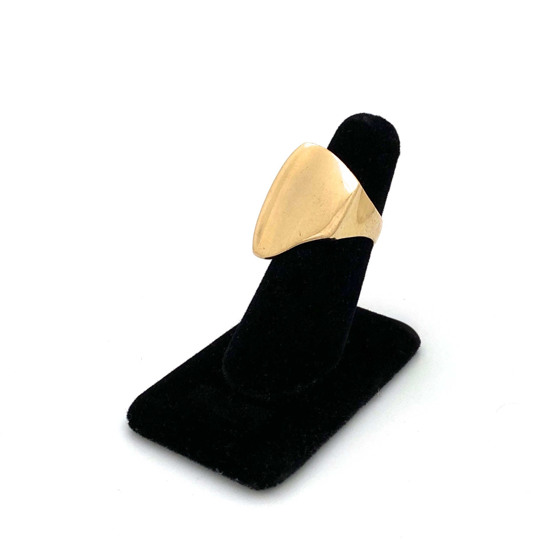 detail Walter Schluep Canada vintage heavy gold sleek ring Modernist art jewelry design