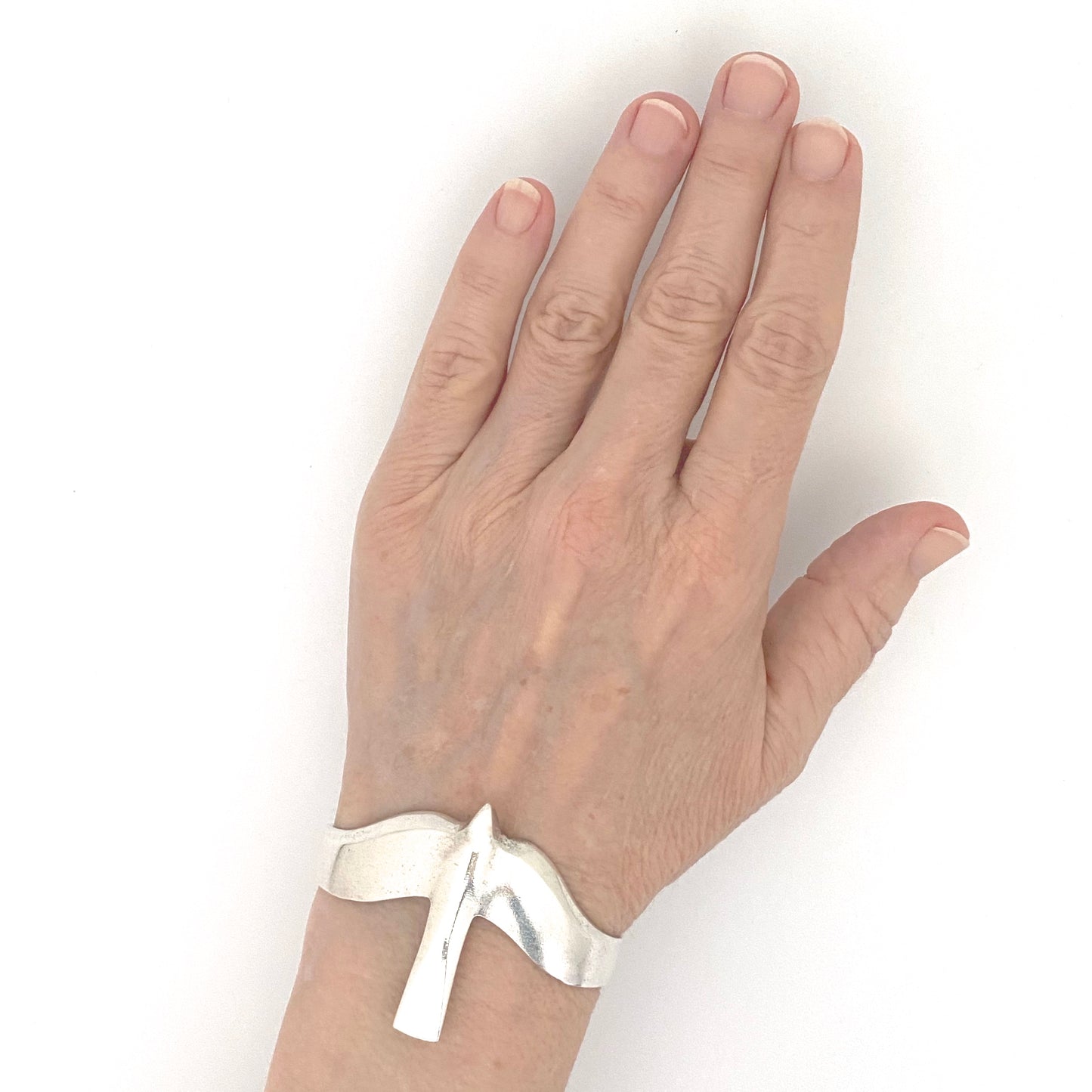 scale Lapponia Finland vintage silver bird cuff bracelet 1978 Scandinavian Modernist jewelry design