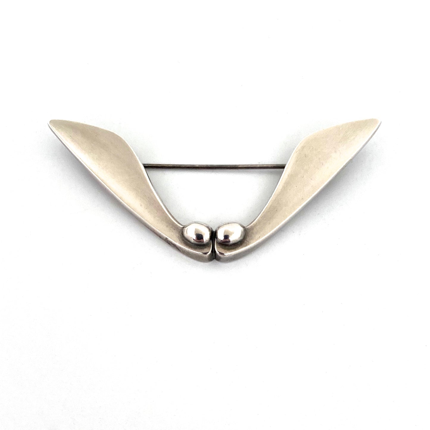 detail Anton Michelsen Denmark vintage silver large maple keys seed brooch Eigil Jensen Scandinavian Modernist jewelry design