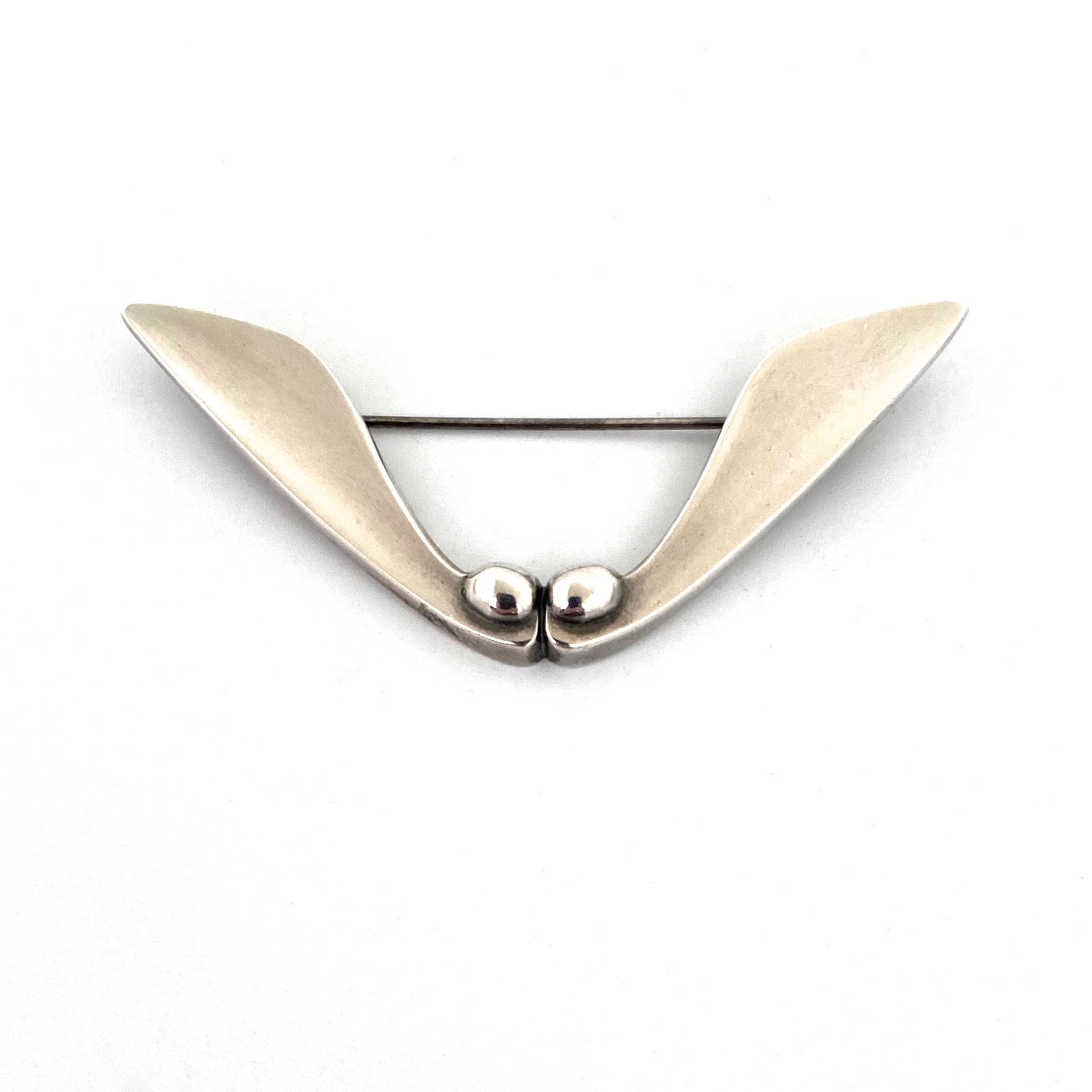 detail Anton Michelsen Denmark vintage silver large maple keys seed brooch Eigil Jensen Scandinavian Modernist jewelry design
