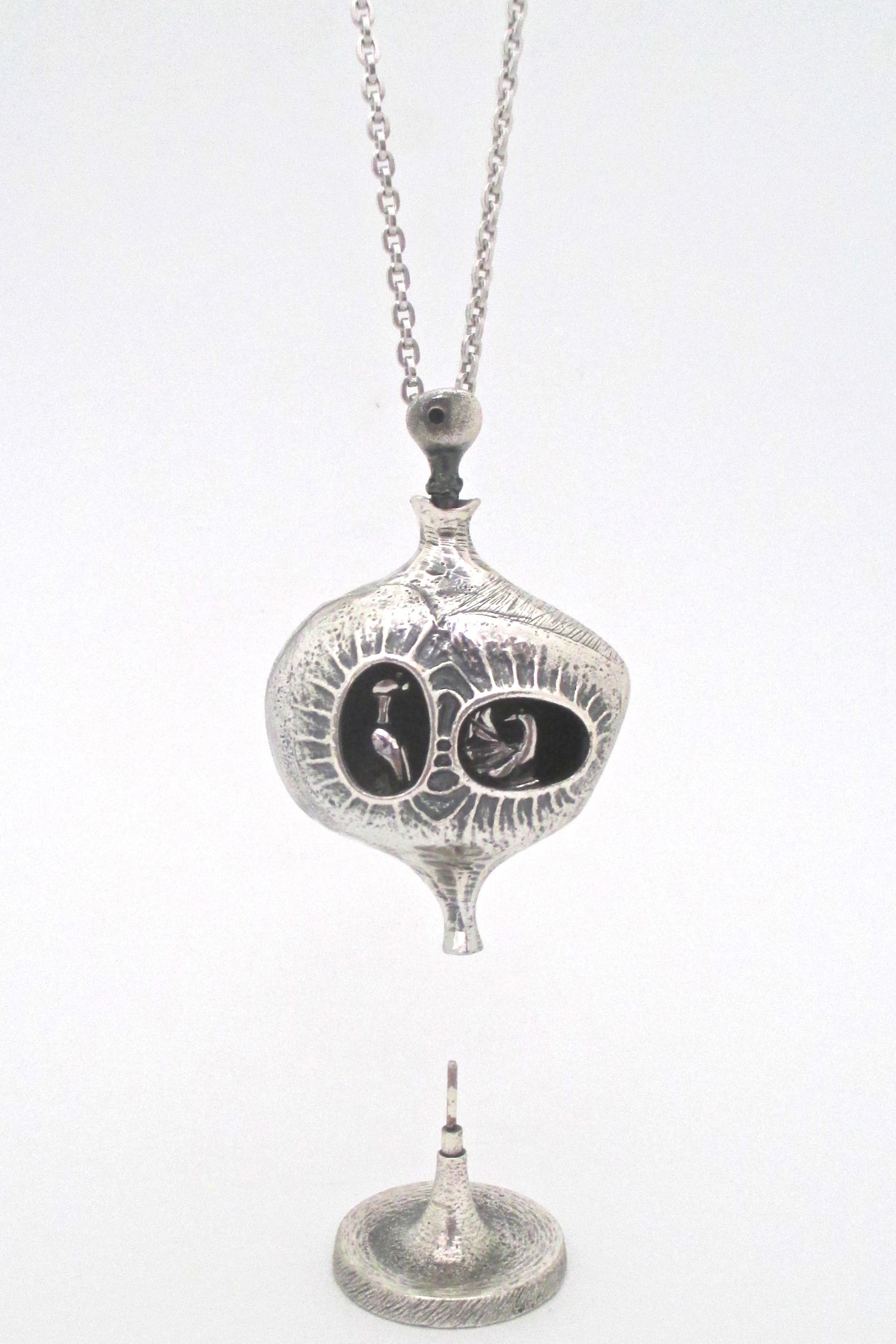 detail Guy Vidal Canada vintage brutalist pewter very rare sculpture necklace original box