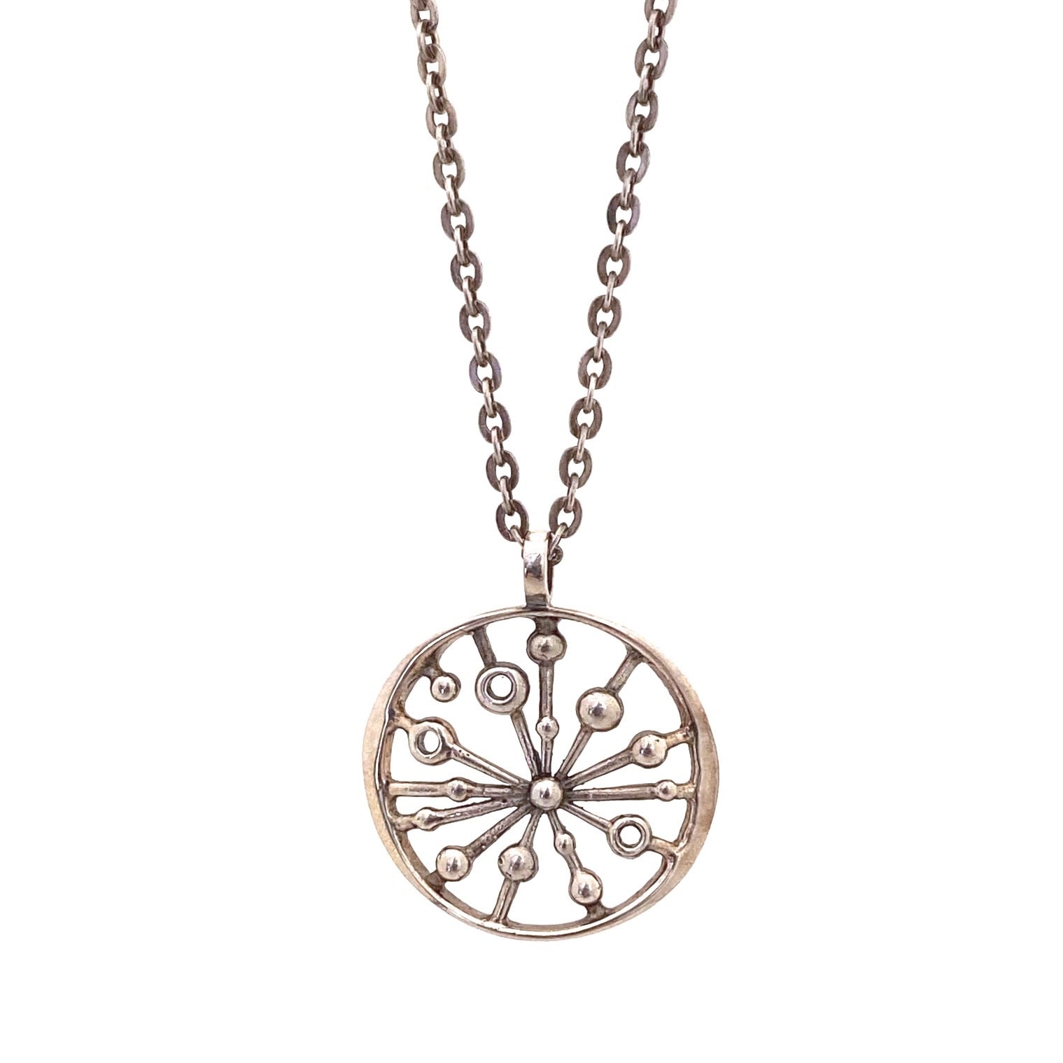 detail Jorma Laine Kultateollisuus Finland vintage silver starburst pendant necklace 1974 Scandinavian Modernist jewelry design