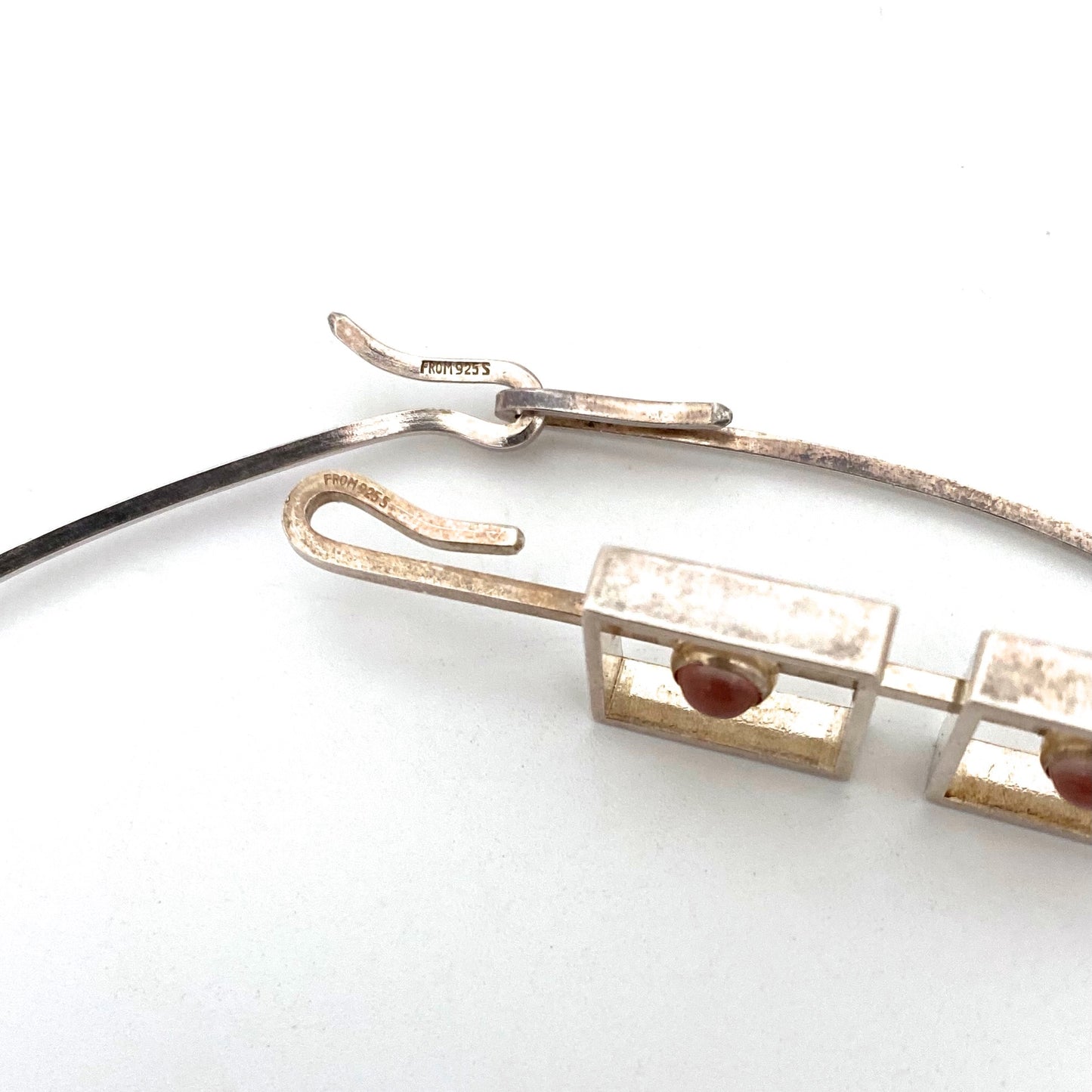 NE From silver & rose quartz choker necklace