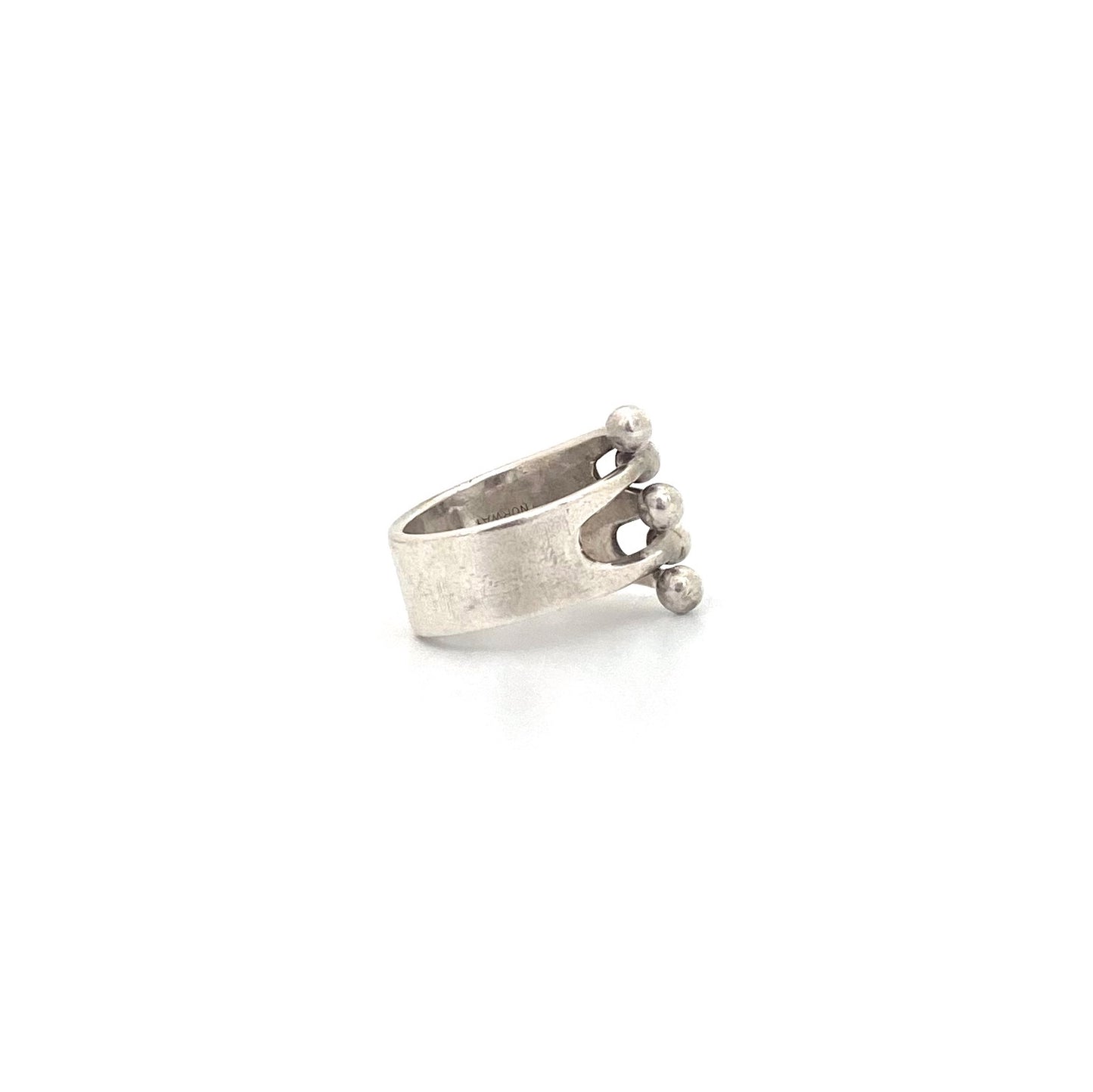 Anna Greta Eker 'Jester' ring ~ 5 prong