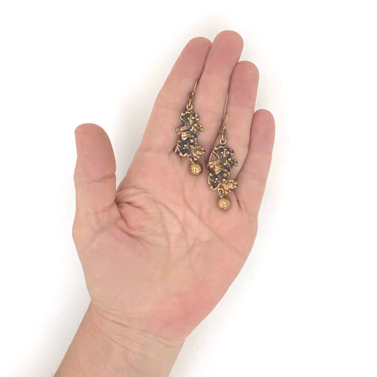 scale Pentti Sarpaneva Finland vintage bronze kinetic drop earrings Scandinavian Modernist jewelry design