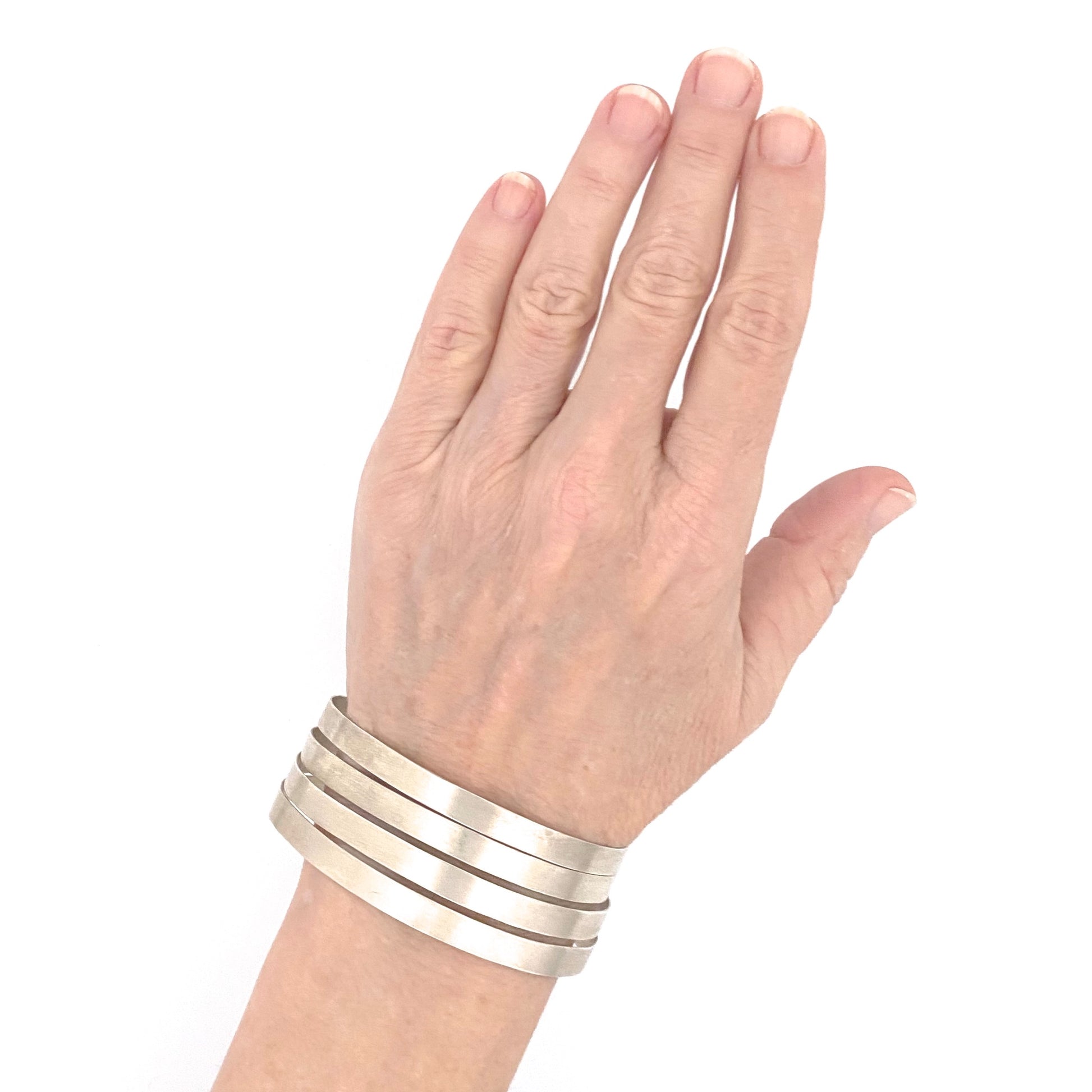 scale vintage silver four section bangle bracelet Modernist jewelry design