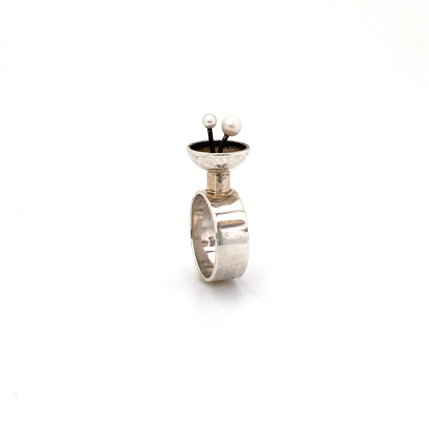 detail vintage silver pearls ring Modernist jewelry design