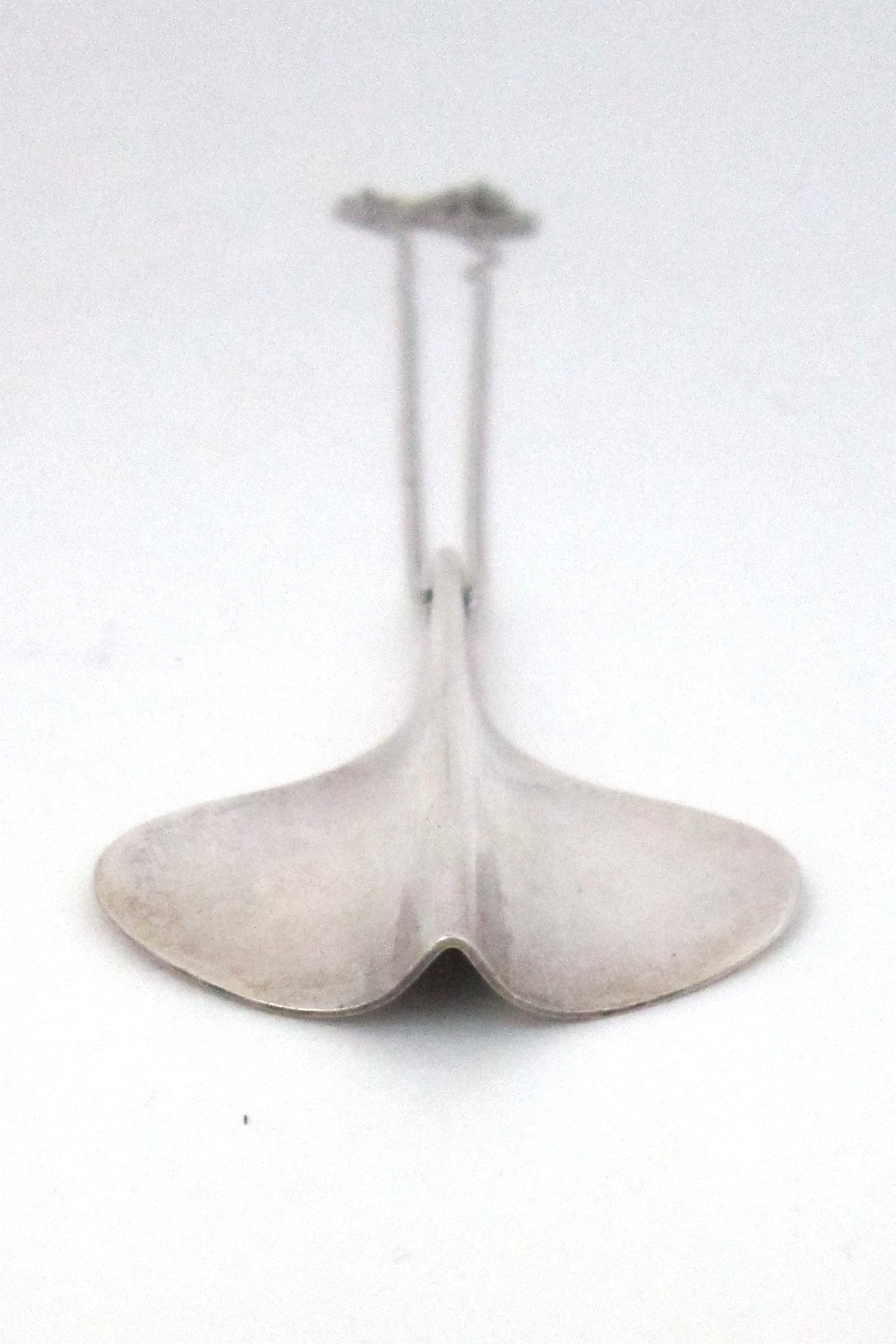 Aksel Holmsen Norway vintage sterling silver modernist stingray necklace