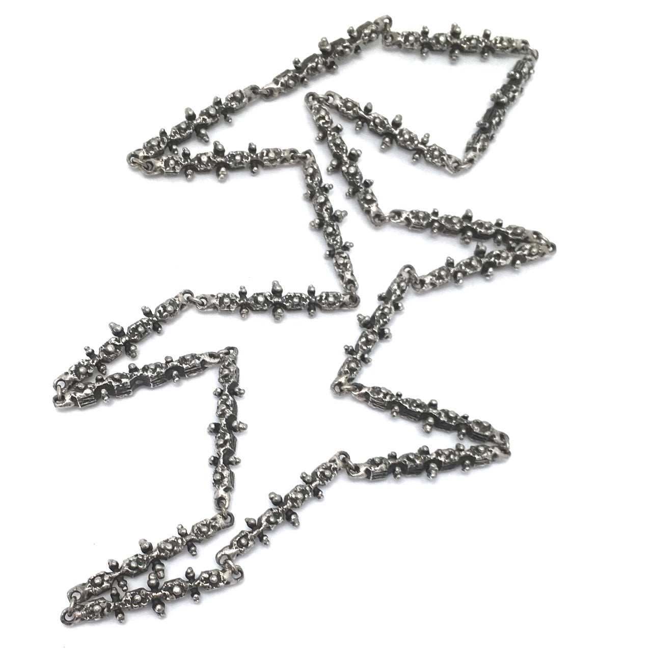 detail Guy Vidal Canada vintage brutalist pewter long link Knobbly chain Canadian Modernist jewellery design
