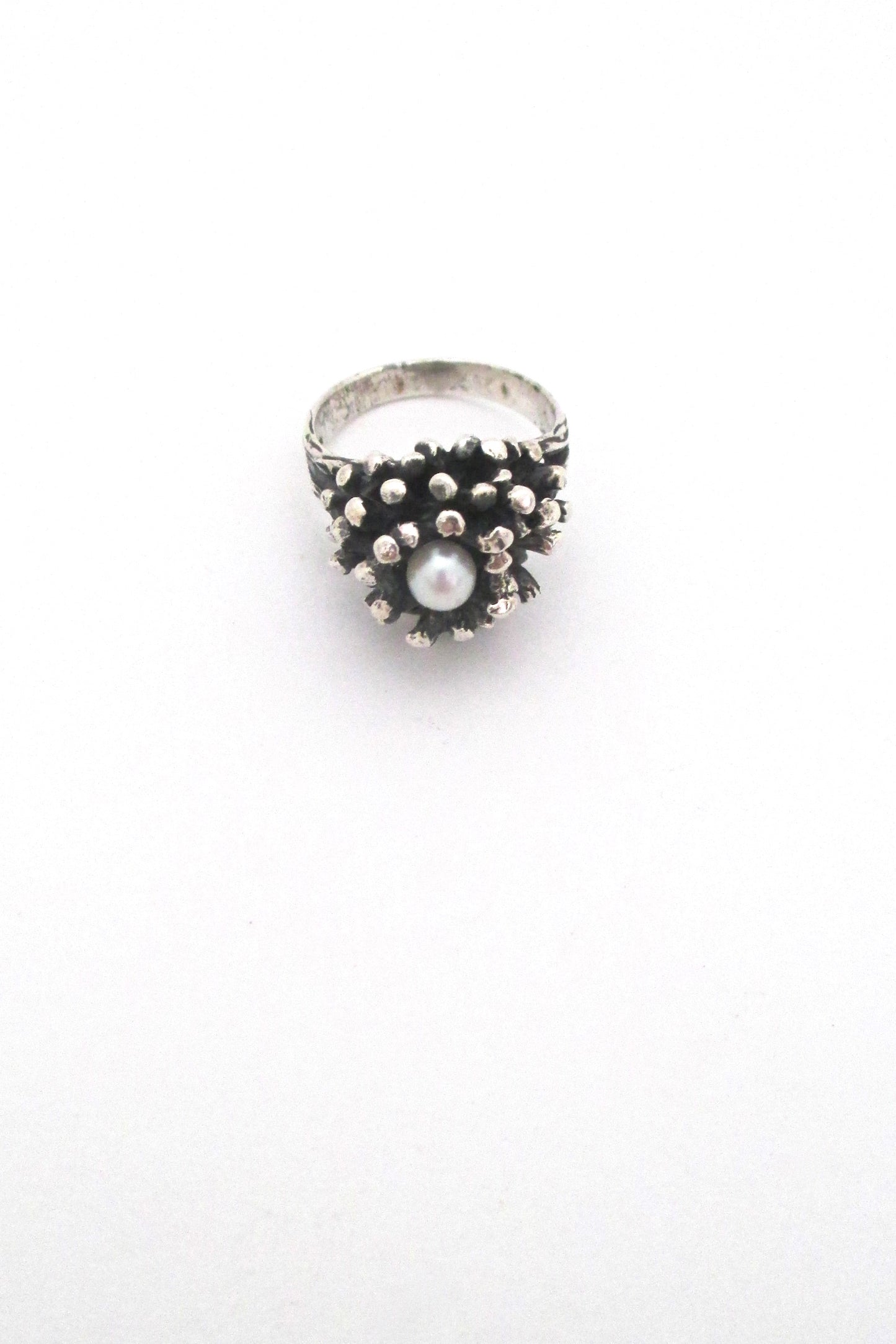 detail Robert Larin Canada vintage brutalist sterling silver and pearl cluster ring