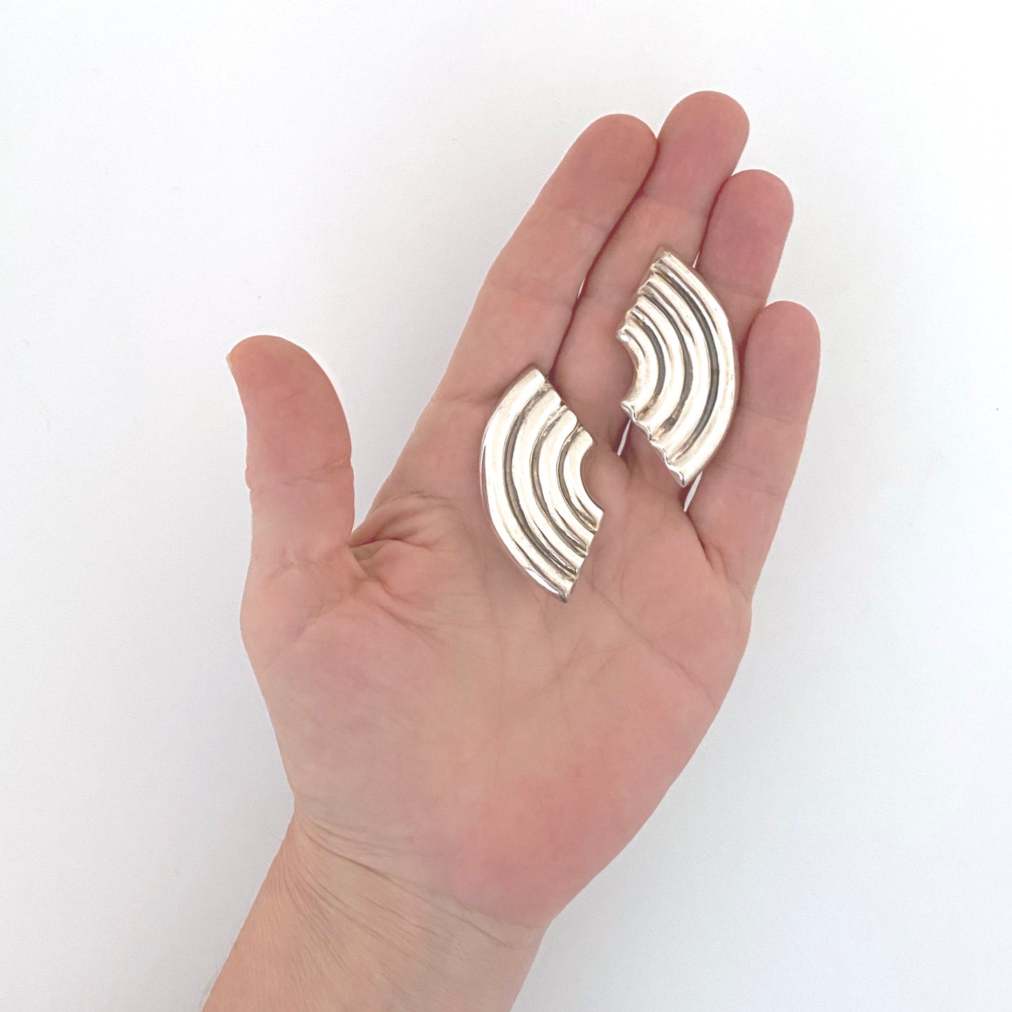 scale large vintage silver rainbow clip earrings Mexico Modernist jewelry design