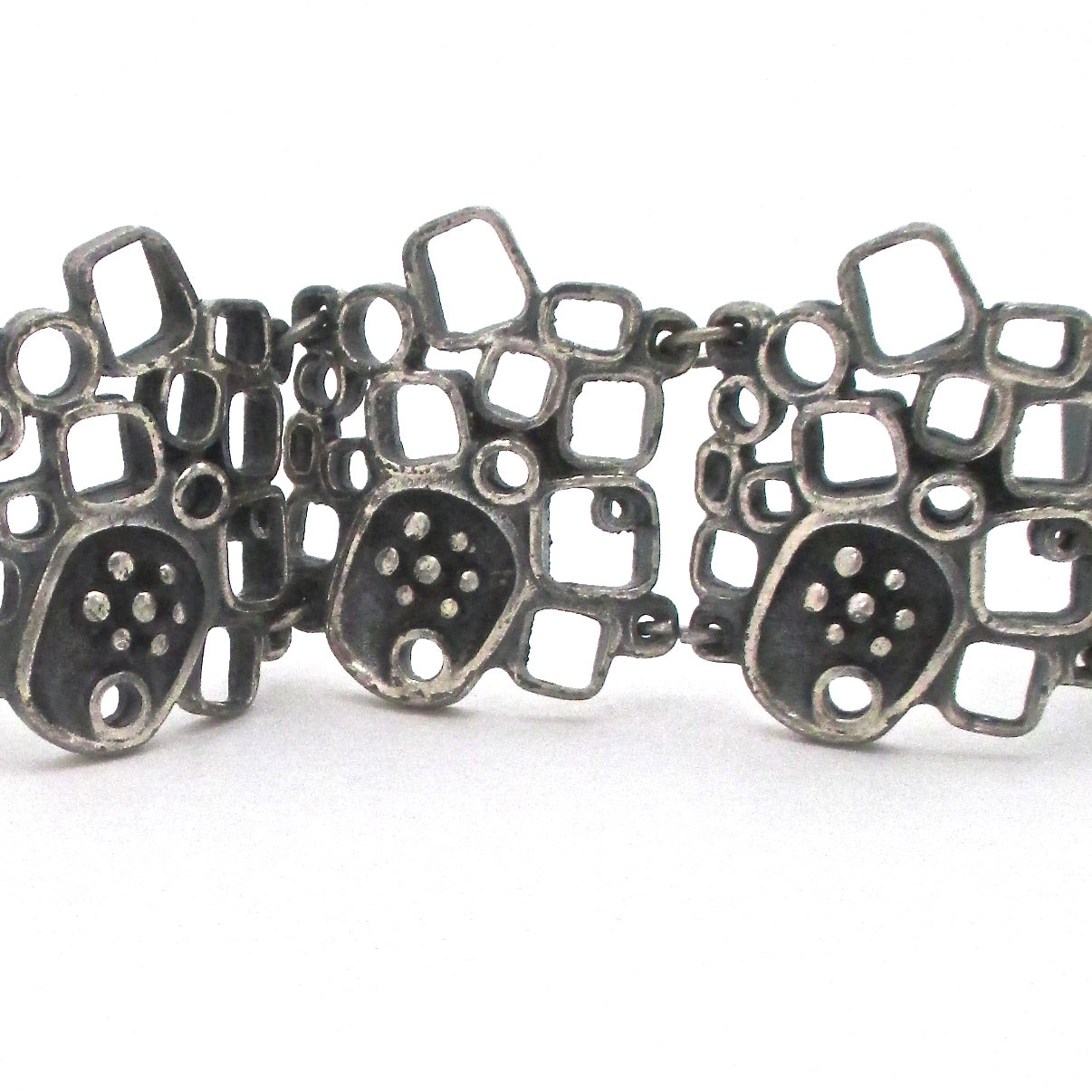 detail Guy Vidal Canada vintage brutalist pewter openwork panel link bracelet shadowbox motif Canadian Modernist jewelry design