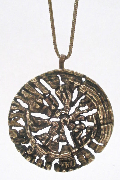 detail Pentti Sarpaneva Finland vintage large Scandinavian bronze pendant necklace