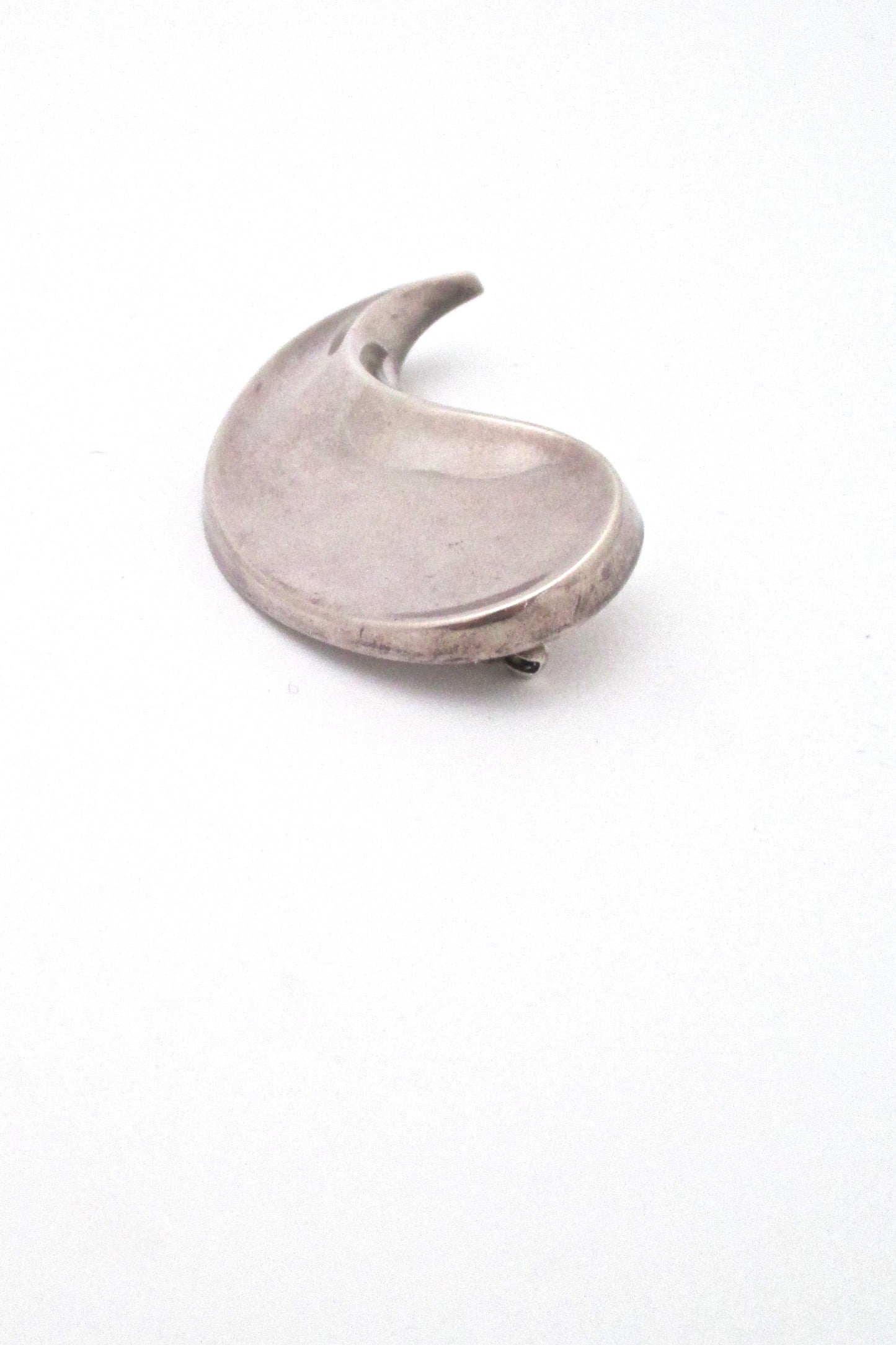 detail Anton Michelsen Denmark vintage silver large Persian Palm brooch by Karen Strand