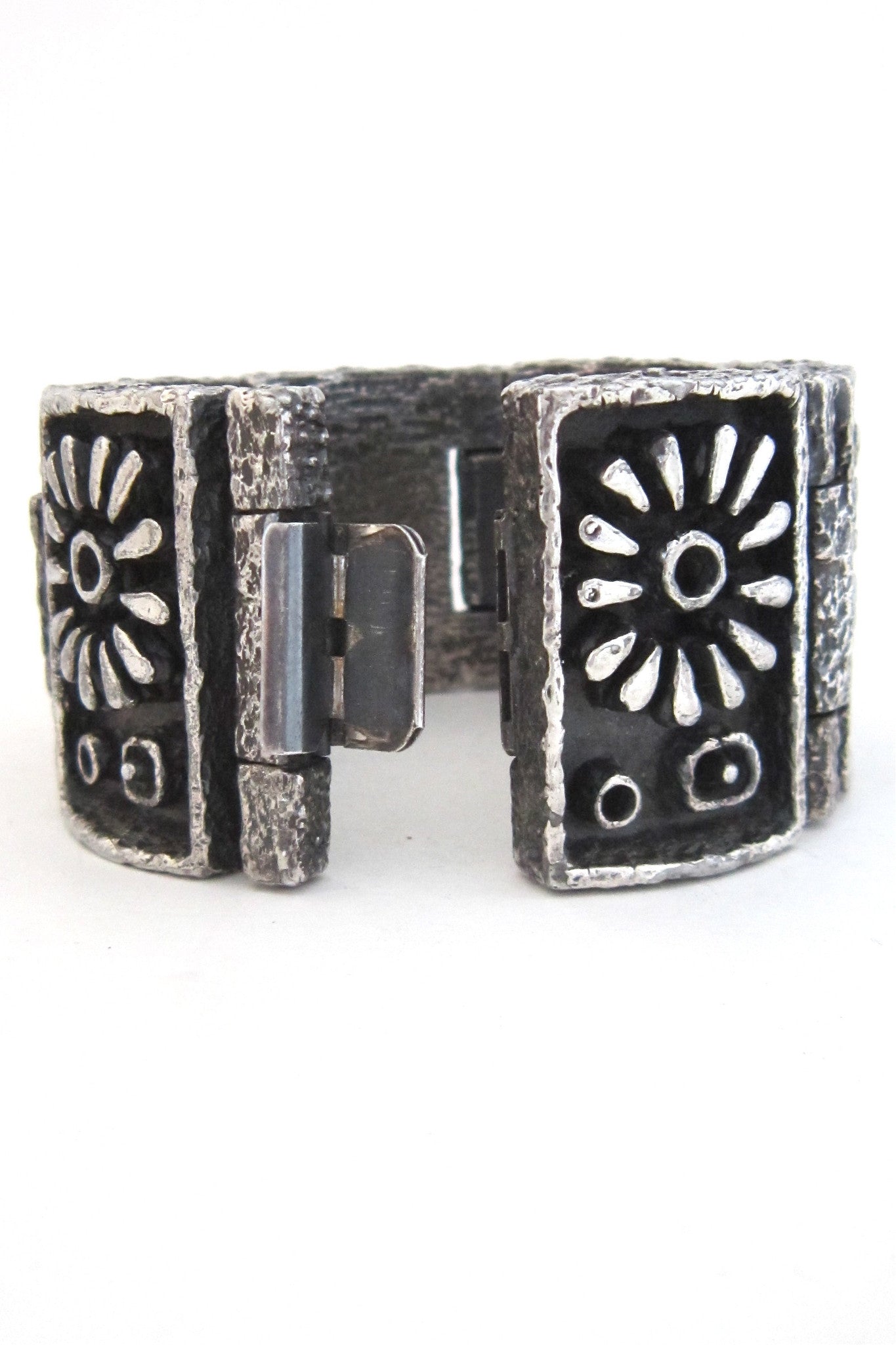 Guy Vidal Canadian Modernist massive pewter bracelet