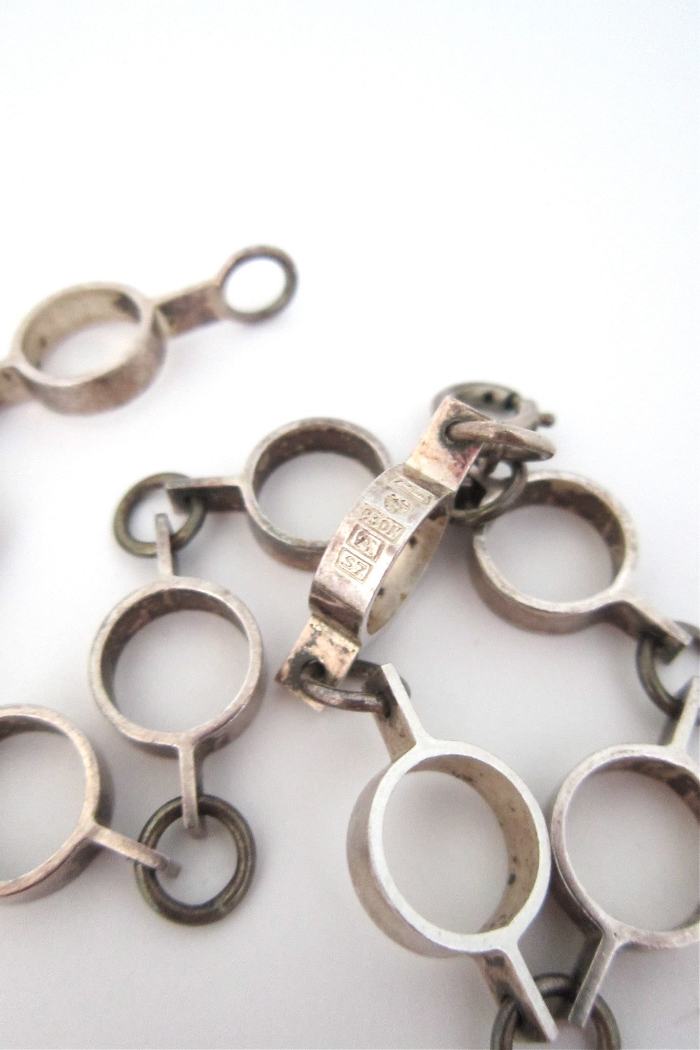 Kultateollisuus circles bracelet