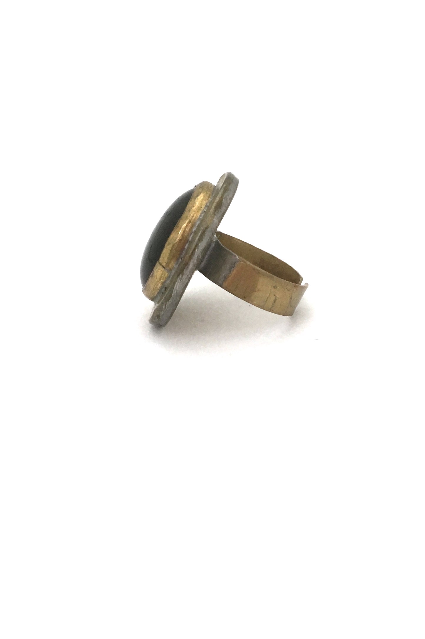 profile Rafael Alfandary Canada vintage brutalist brass black glass oval ring