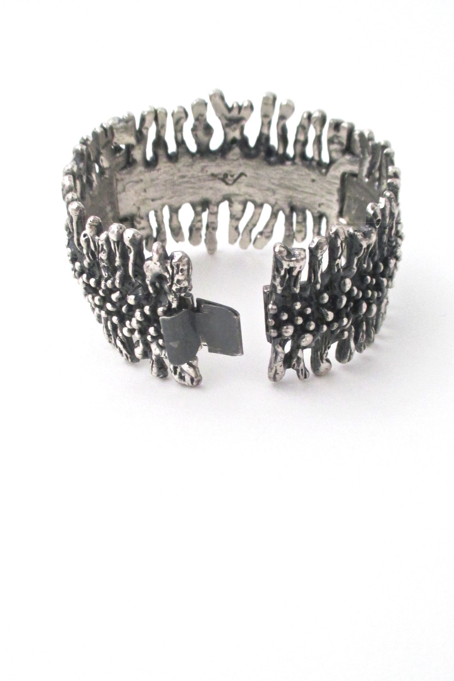 closure Guy Vidal Canada vintage brutalist pewter wide hinged bracelet