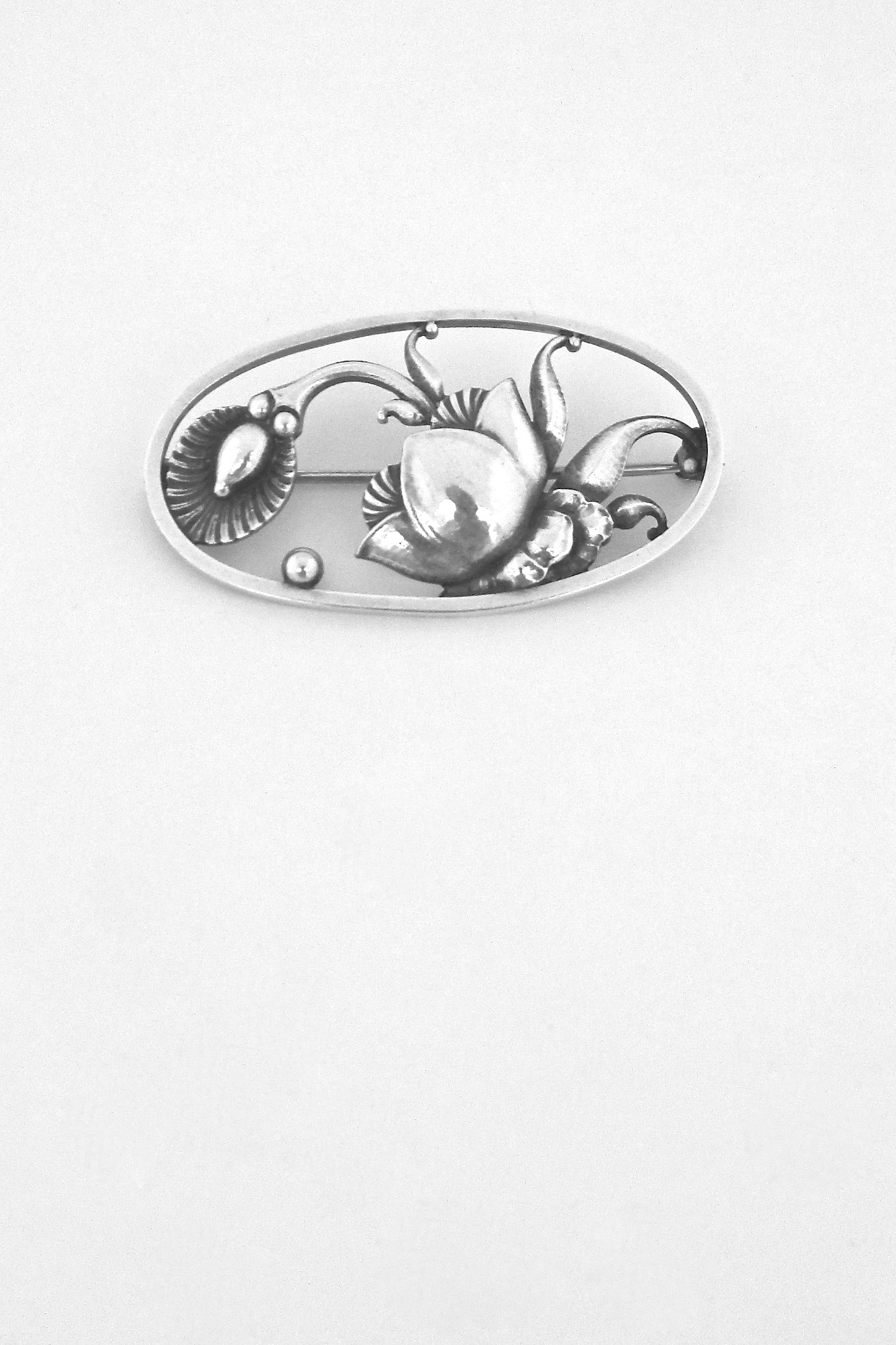 Georg Jensen flower & leaf brooch #274 - Gundorph Albertus