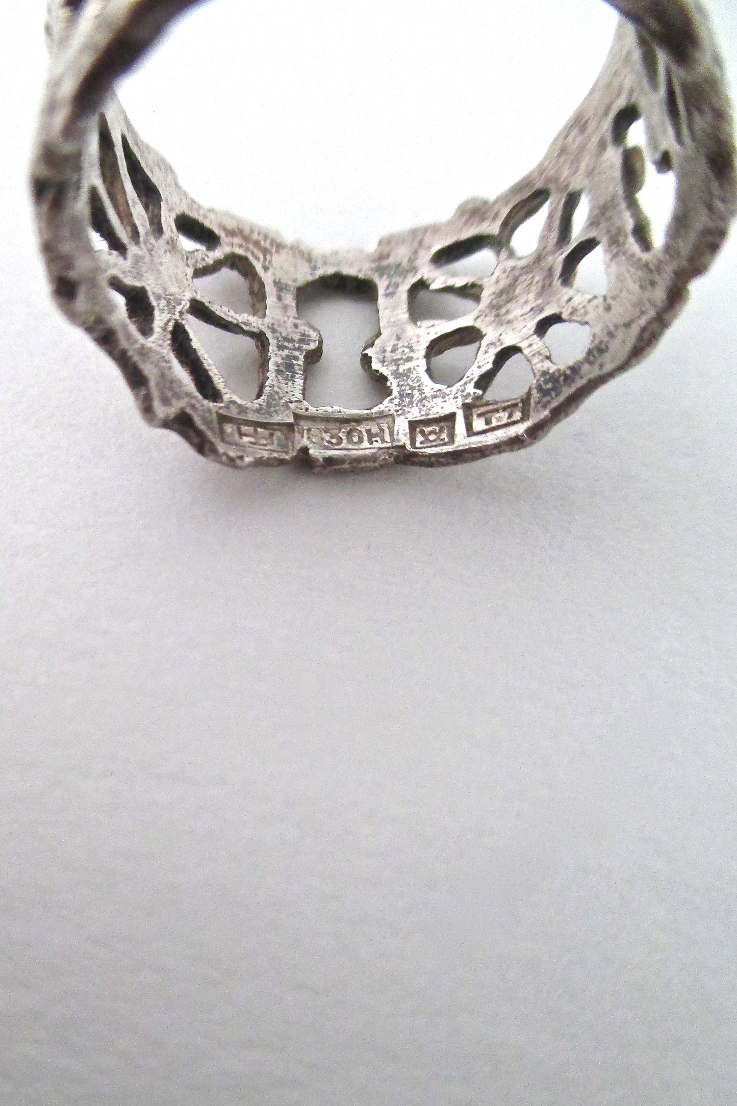 Pentti Sarpaneva silver 'Pitsi' ring ~ band