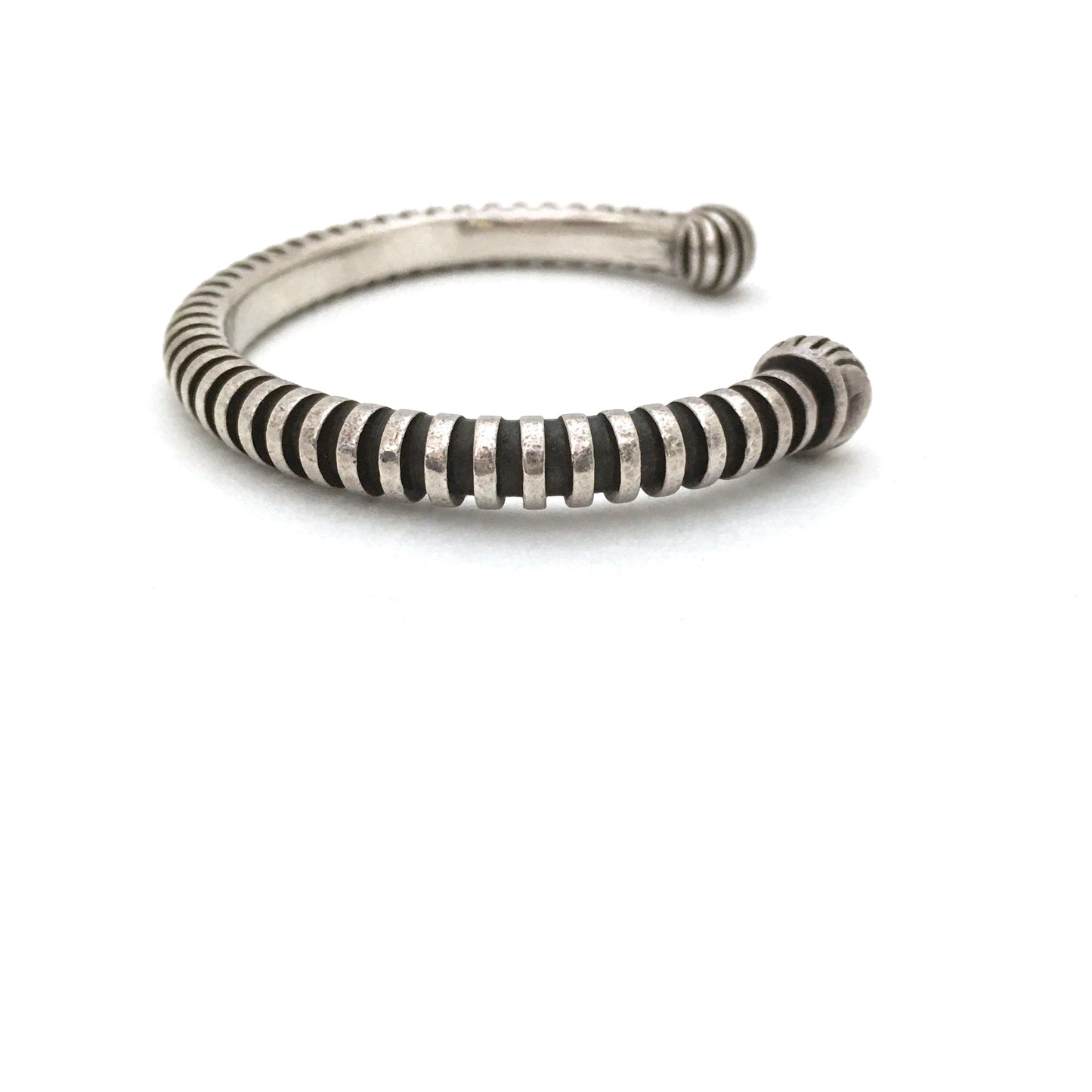 profile vintage heavy silver ridged studio made cuff bracelet France mid century Modernist design jewelry