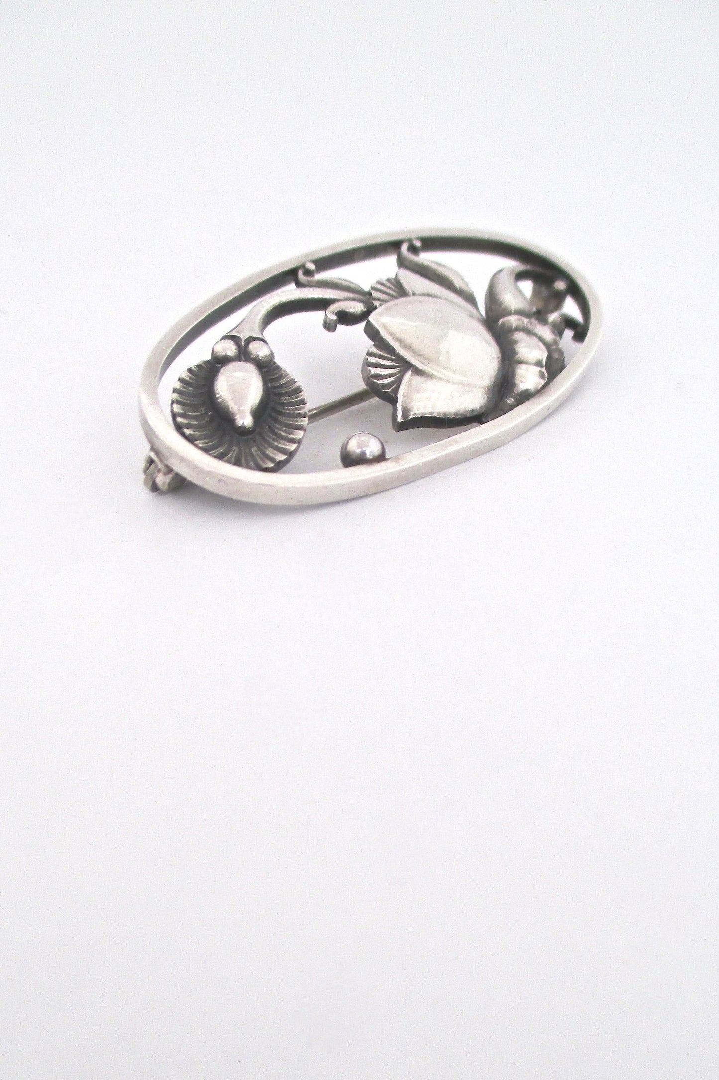 detail Georg Jensen Denmark vintage silver flower leaf brooch 274 by Gundorph Albertus Danish design