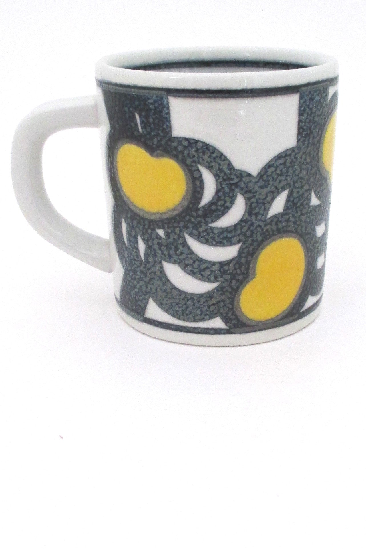 back Royal Copenhagen small annual mug 1976 by Ann Marie Trolle
