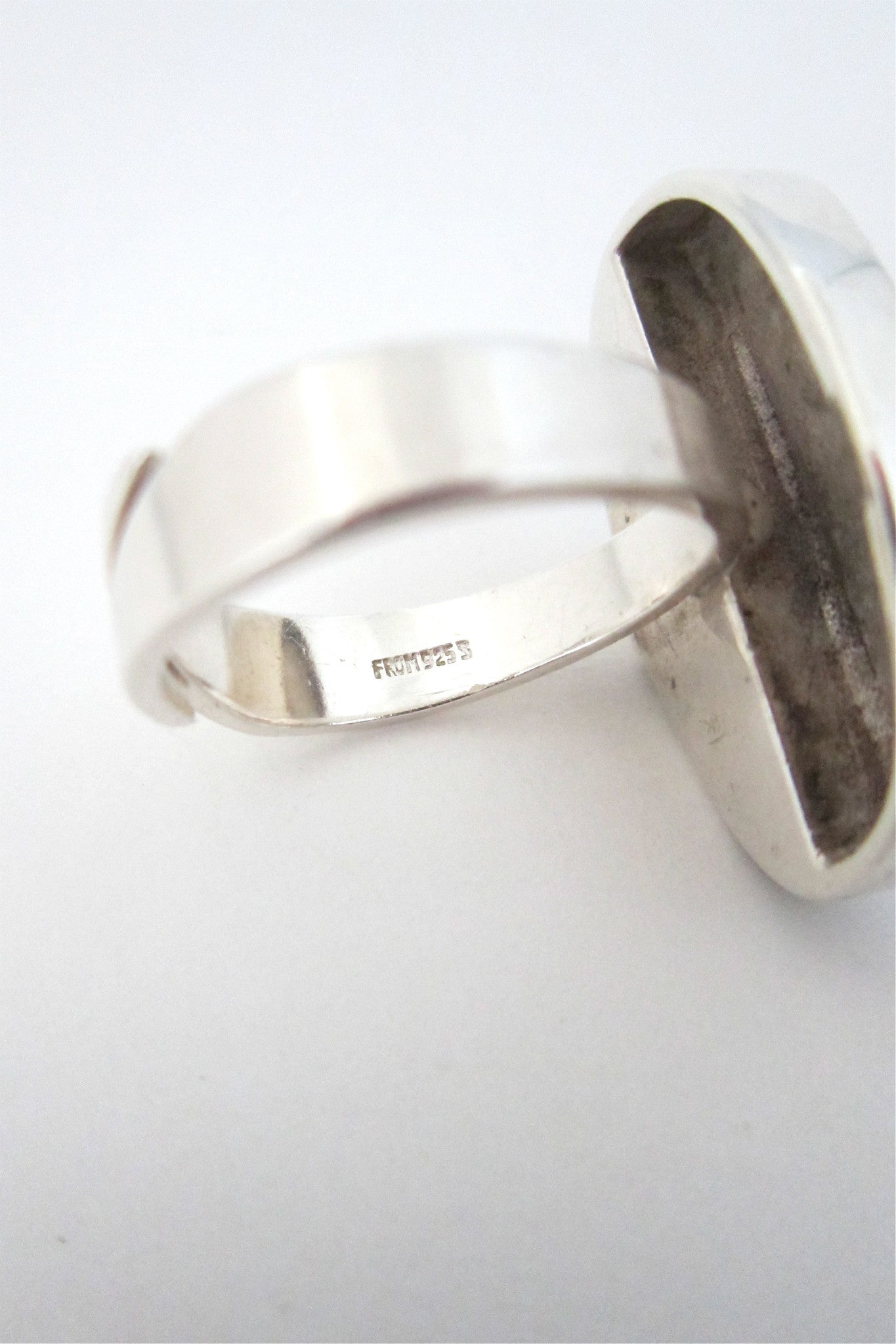 NE From large lapis ring