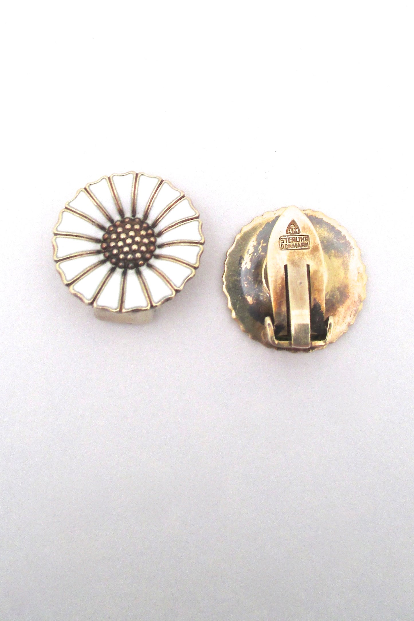 Anton Michelsen Marguerite Daisy ear clips
