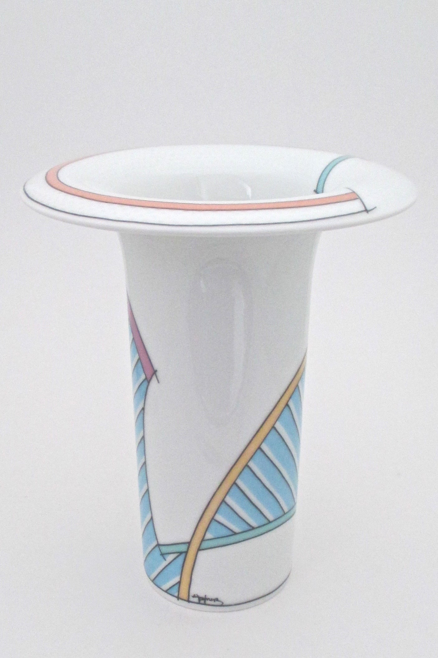 profile Tapio Wirkkala Dorothy Hafner Century New Wave medium vase for Rosenthal vintage post modern design