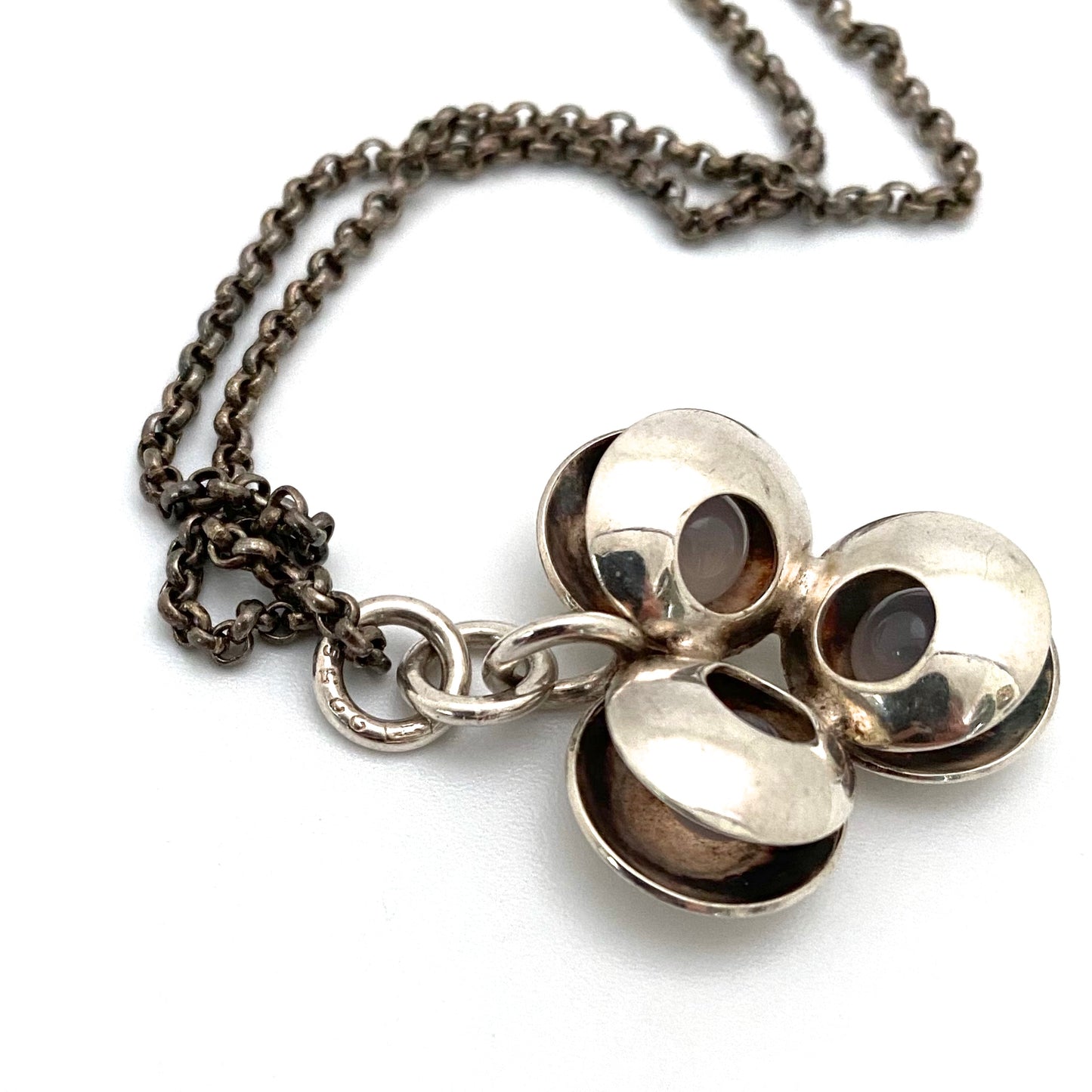 Kupittaan Kulta three spheres silver & chalcedony pendant