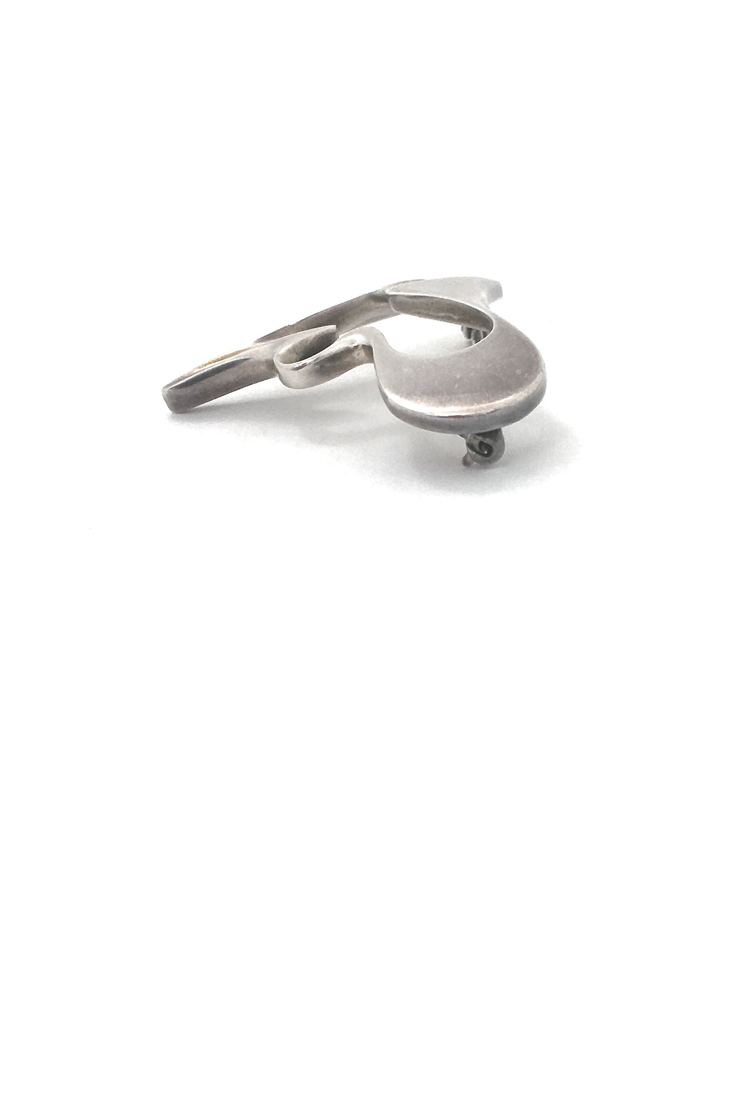 detail Georg Jensen vintage Scandinavian Modernist silver brooch 324 by Henning Koppel Danish design
