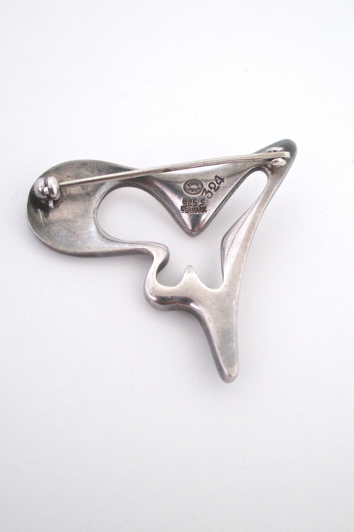 Georg Jensen silver brooch #324 by Henning Koppel